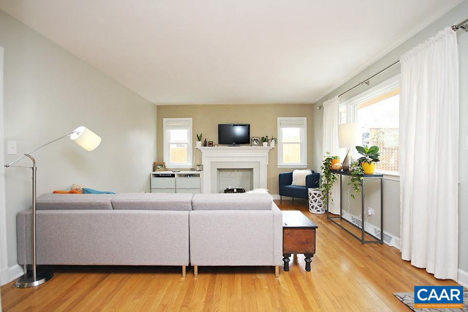 112 RAYMOND AVE A & B
