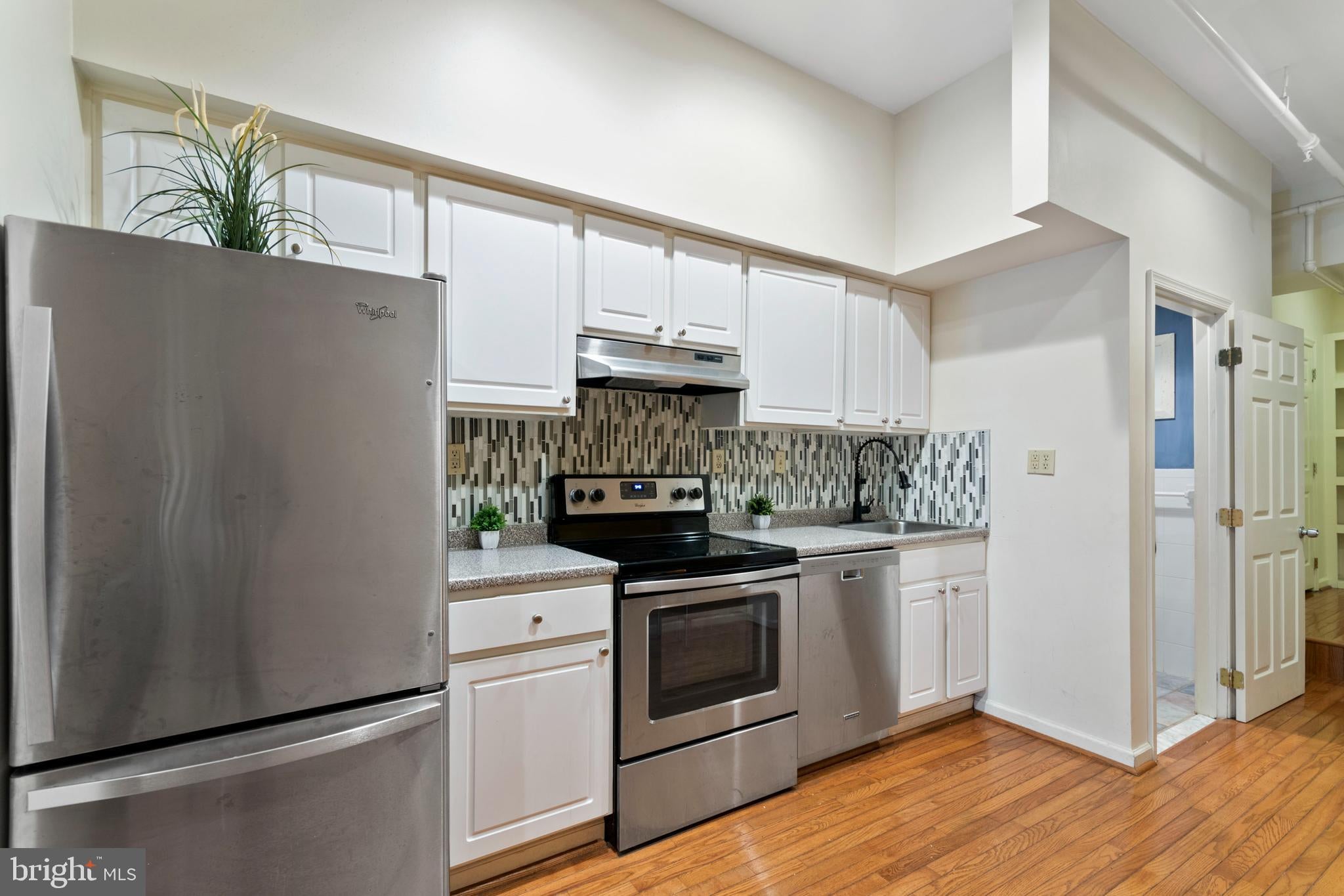 104 N 2ND STREET 200