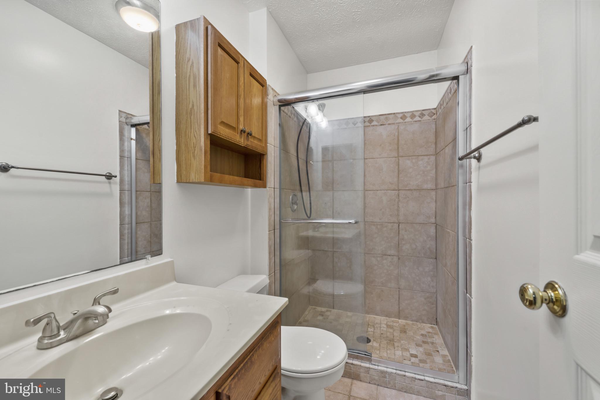 WHISPERING MEADOWS - Residential