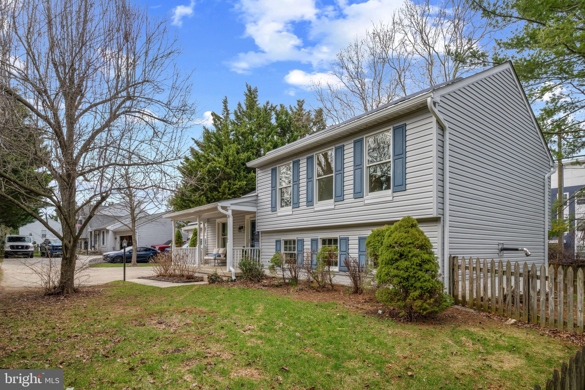 524 YELLOW LILY COURT