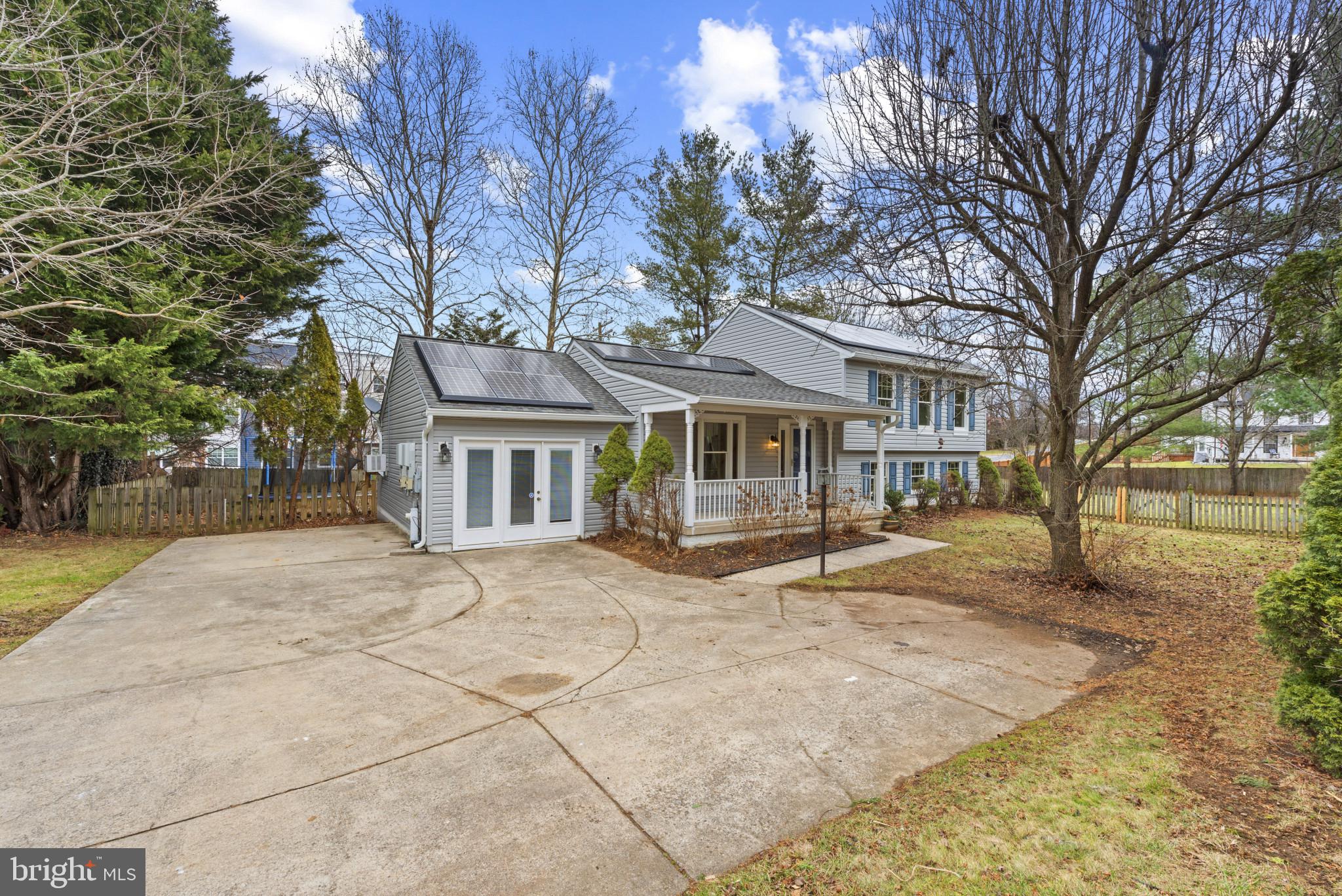 524 YELLOW LILY COURT