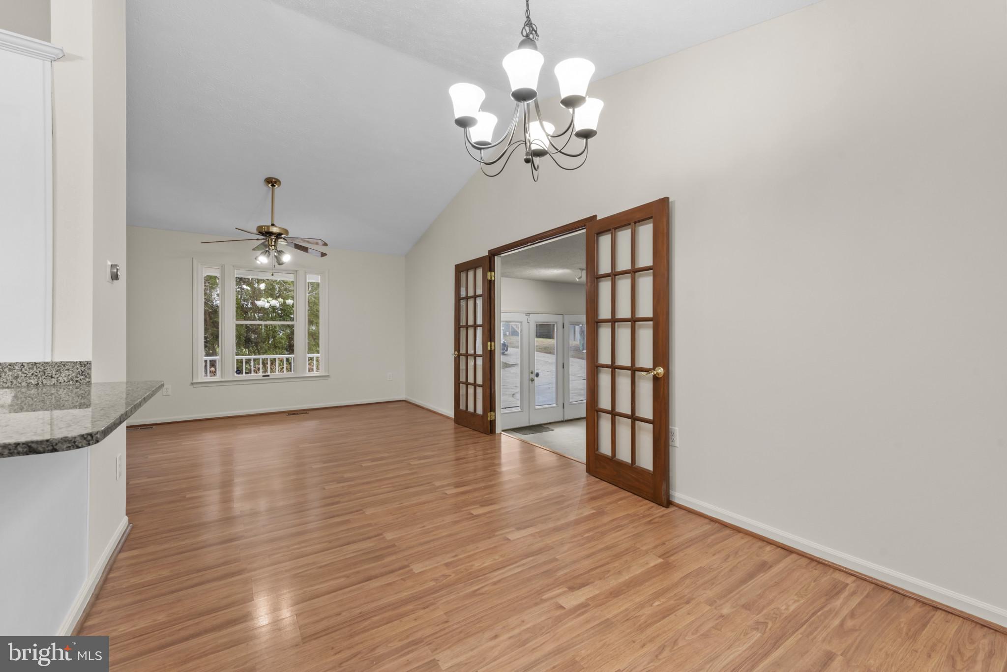 WHISPERING MEADOWS - Residential