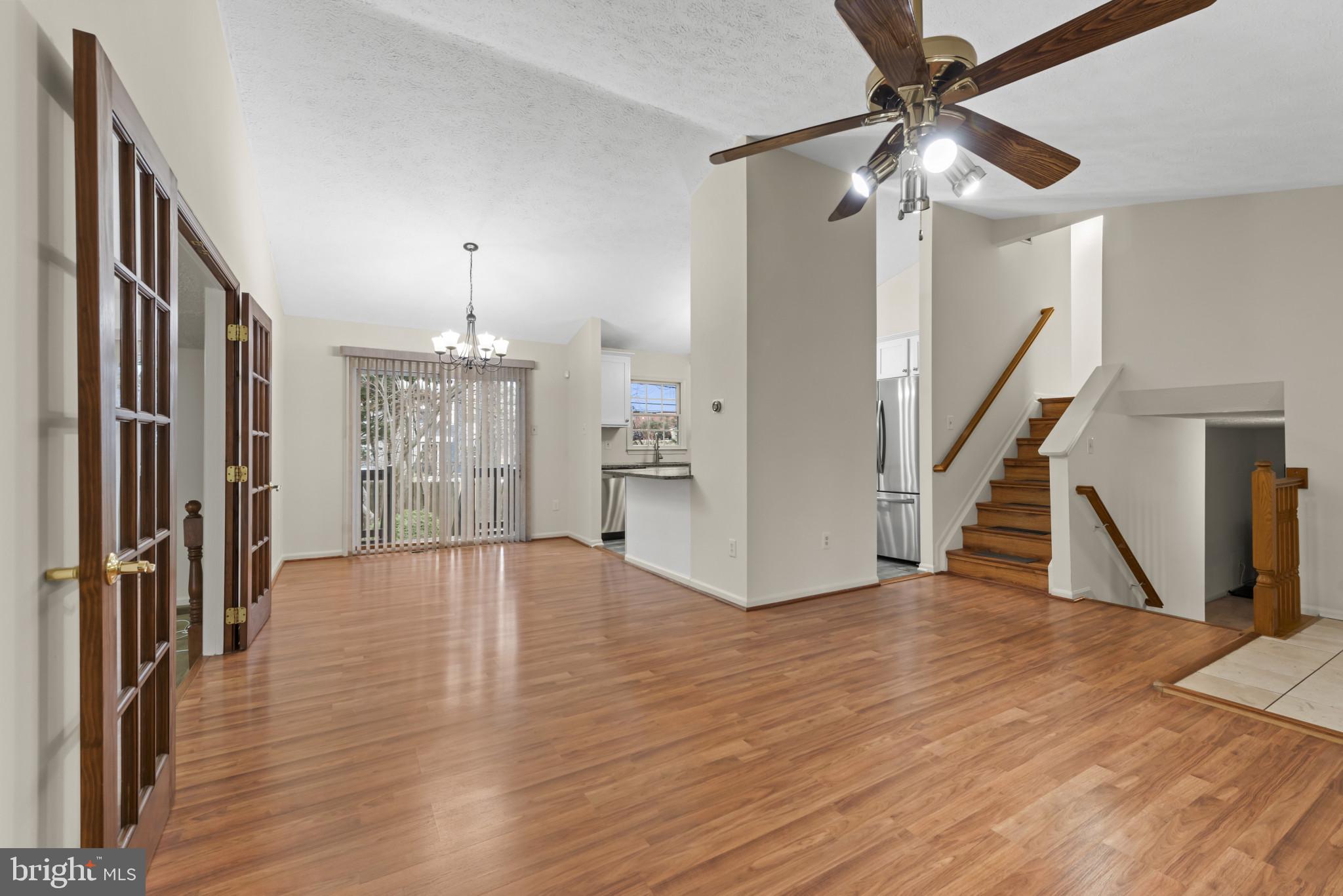 524 YELLOW LILY COURT