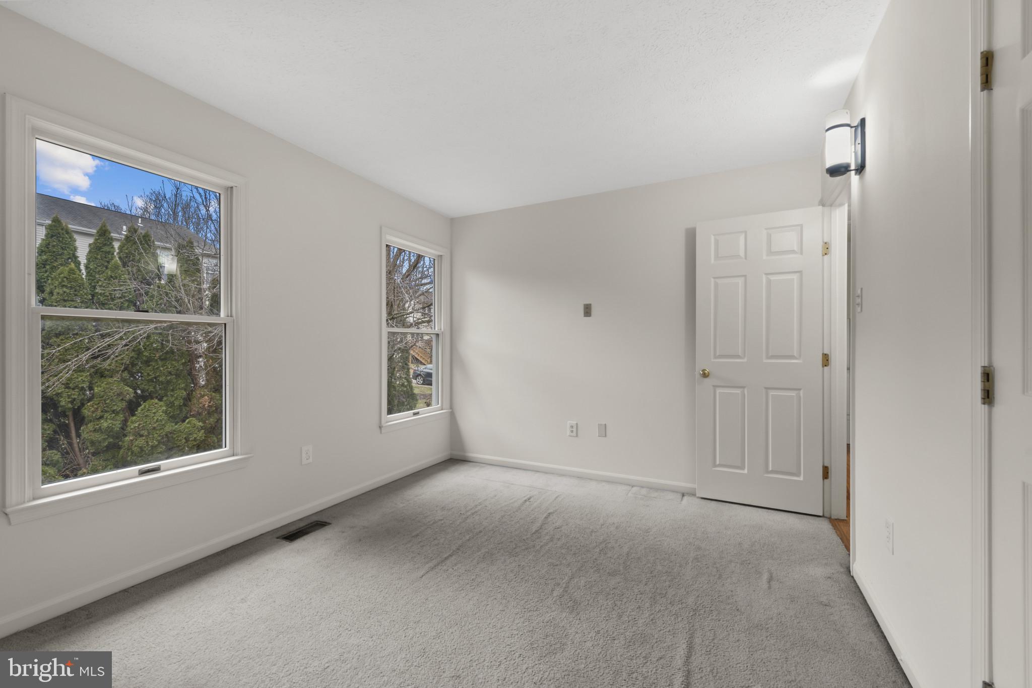 WHISPERING MEADOWS - Residential