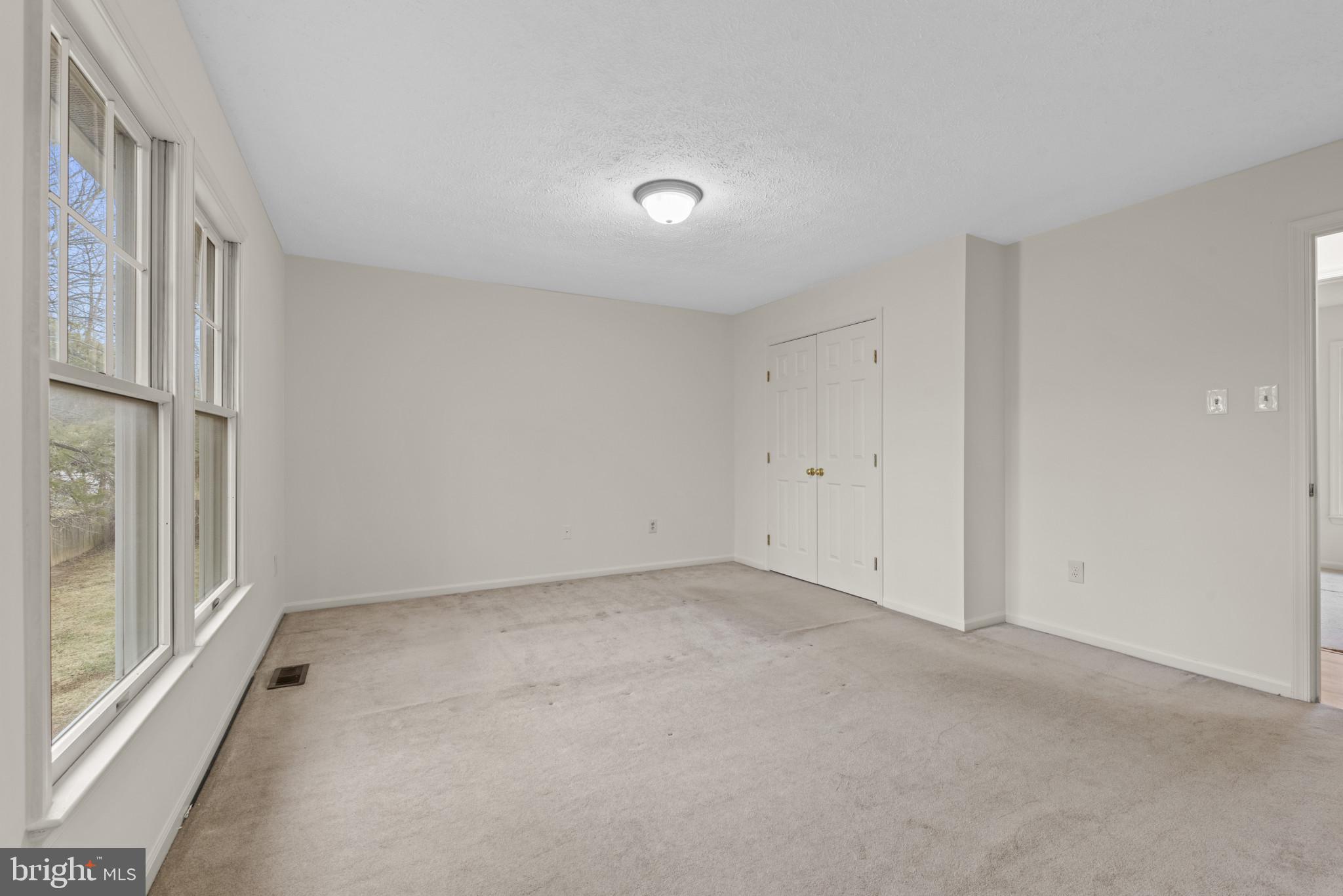 WHISPERING MEADOWS - Residential