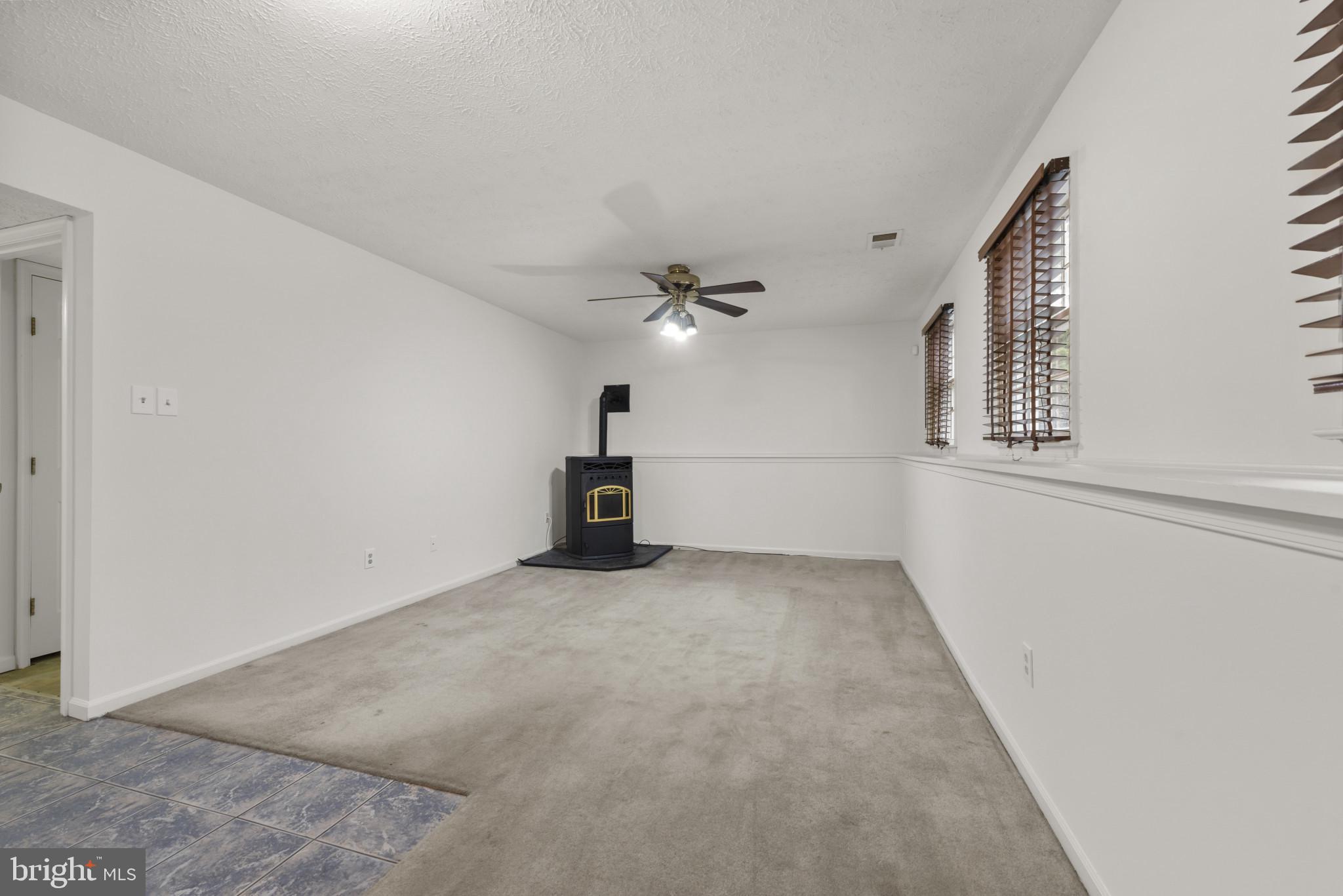 WHISPERING MEADOWS - Residential