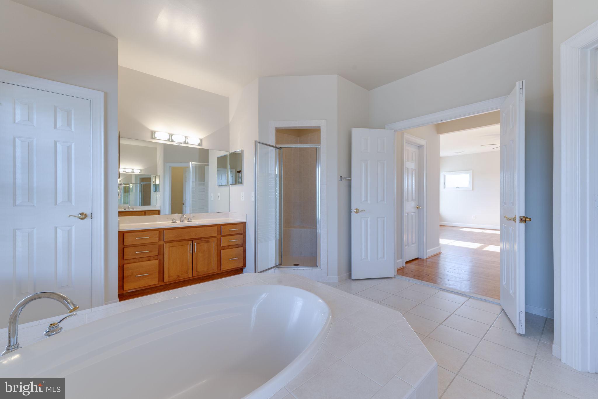 BARCLAY RIDGE - Residential