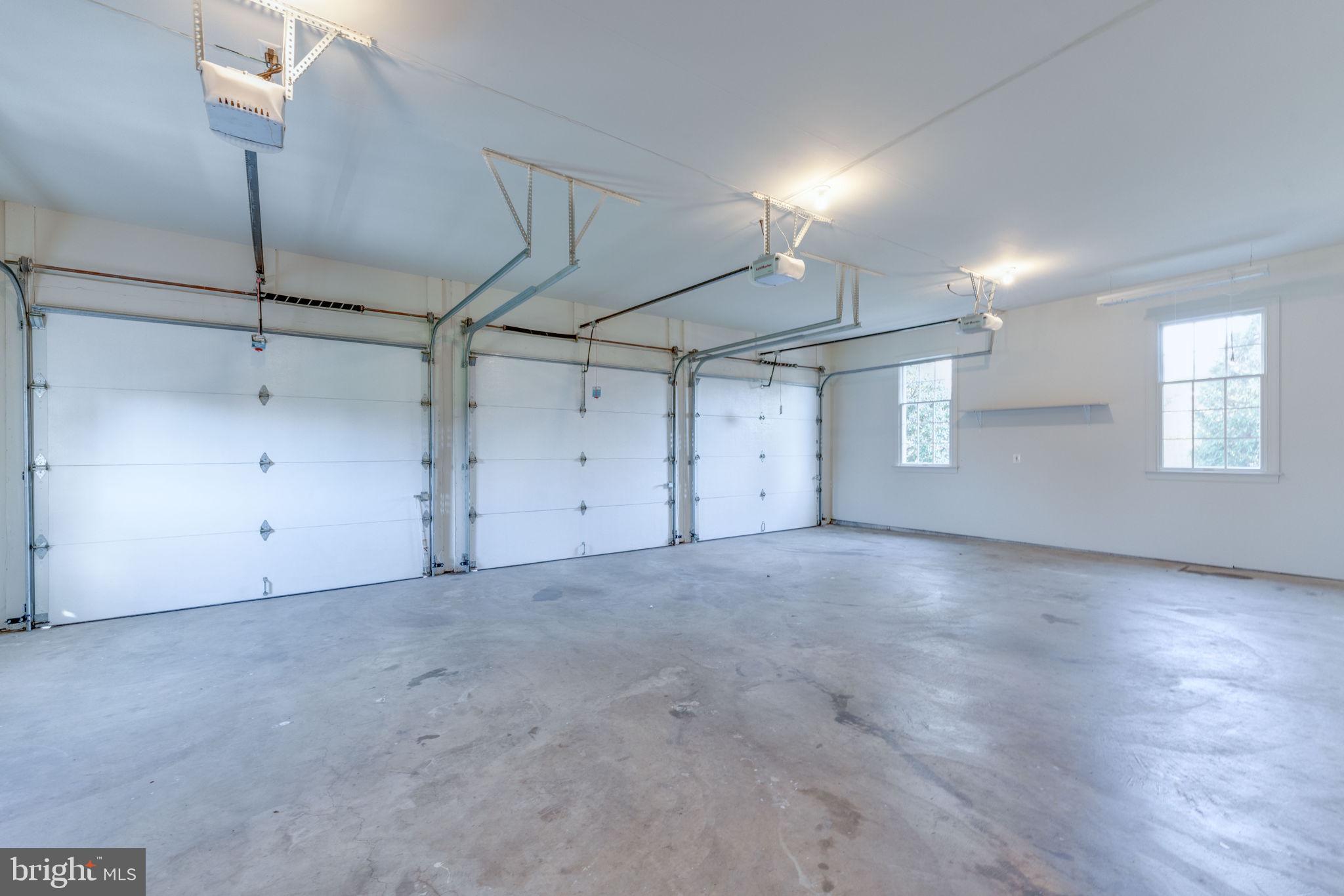 BARCLAY RIDGE - Residential