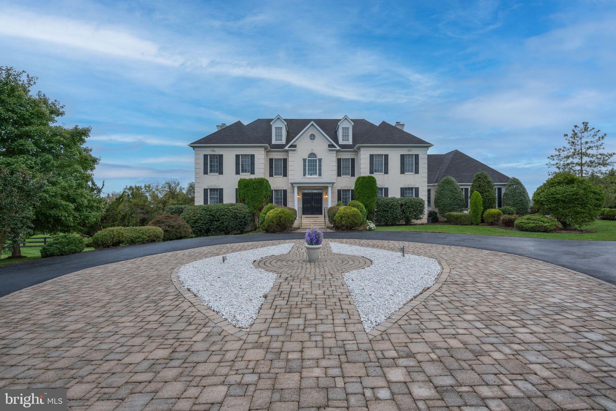 BARCLAY RIDGE - Residential