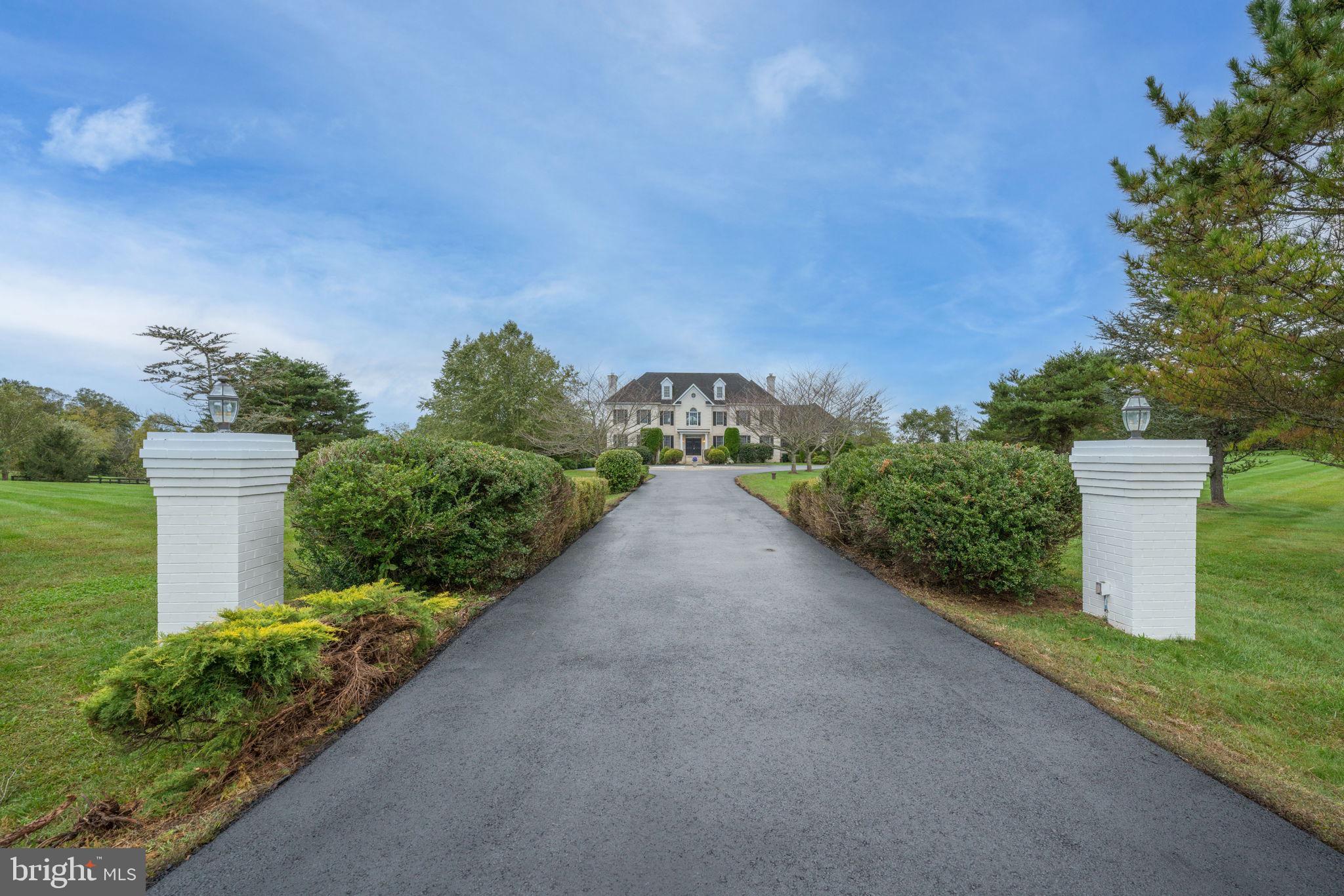 BARCLAY RIDGE - Residential