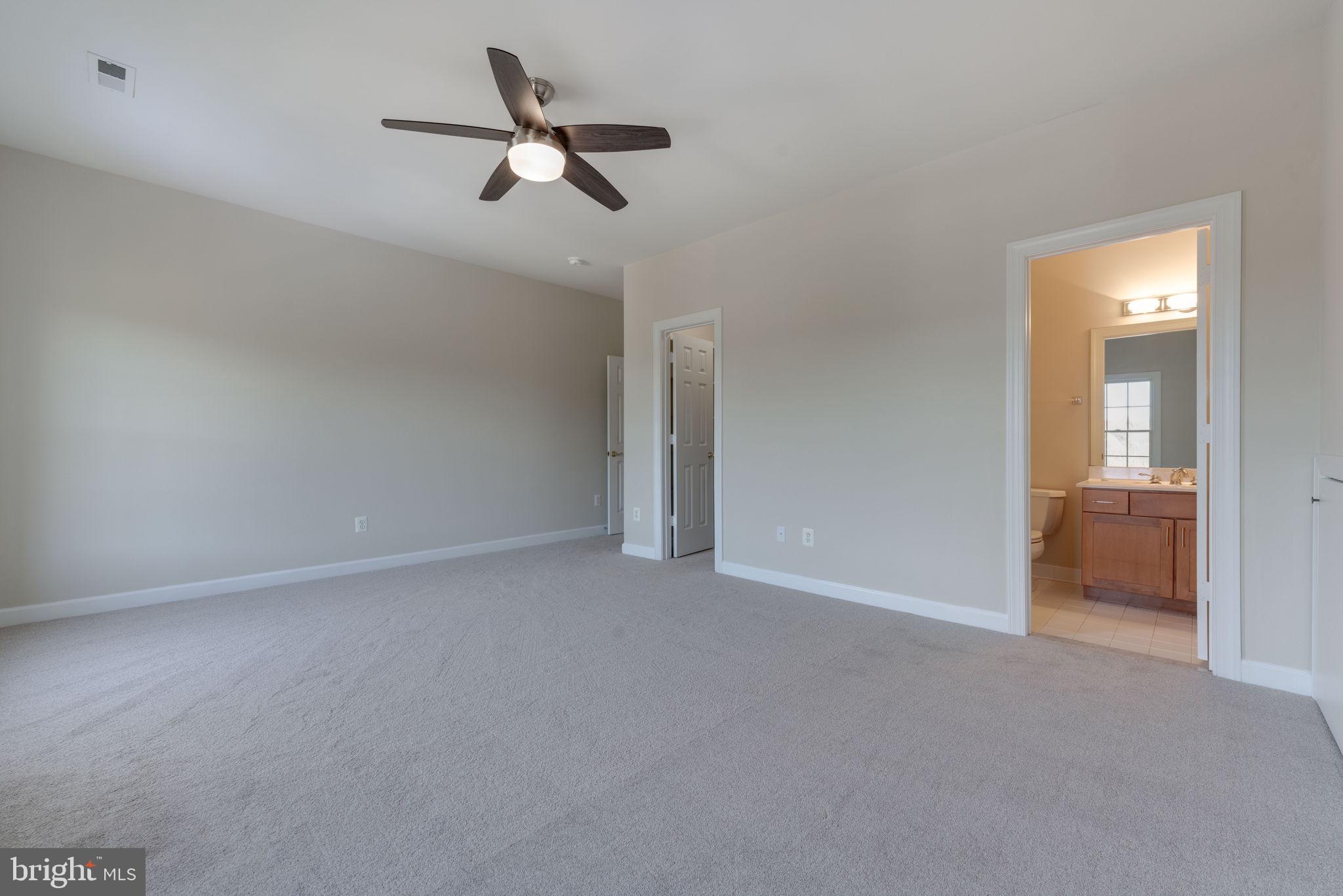 BARCLAY RIDGE - Residential