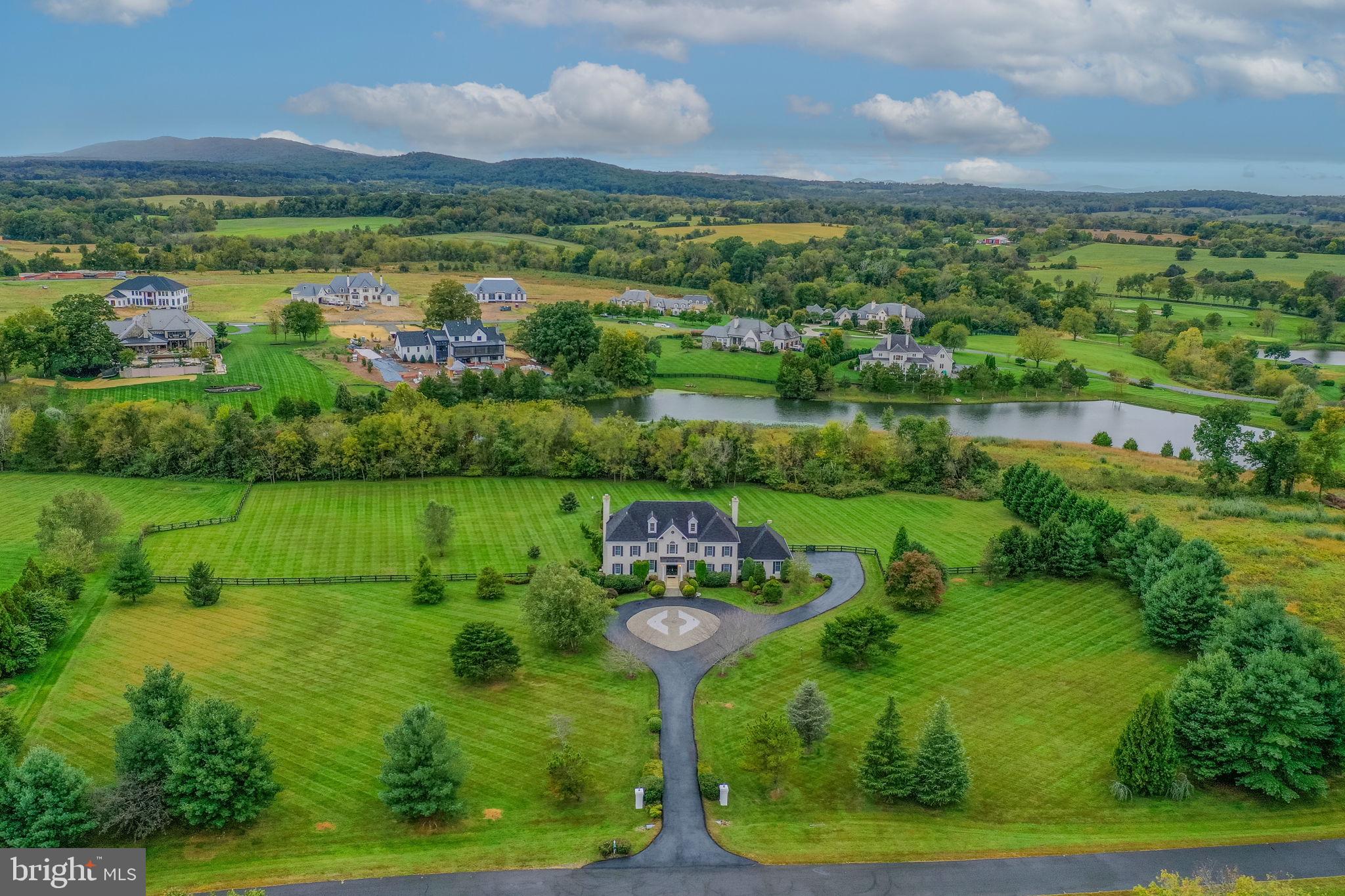 BARCLAY RIDGE - Residential