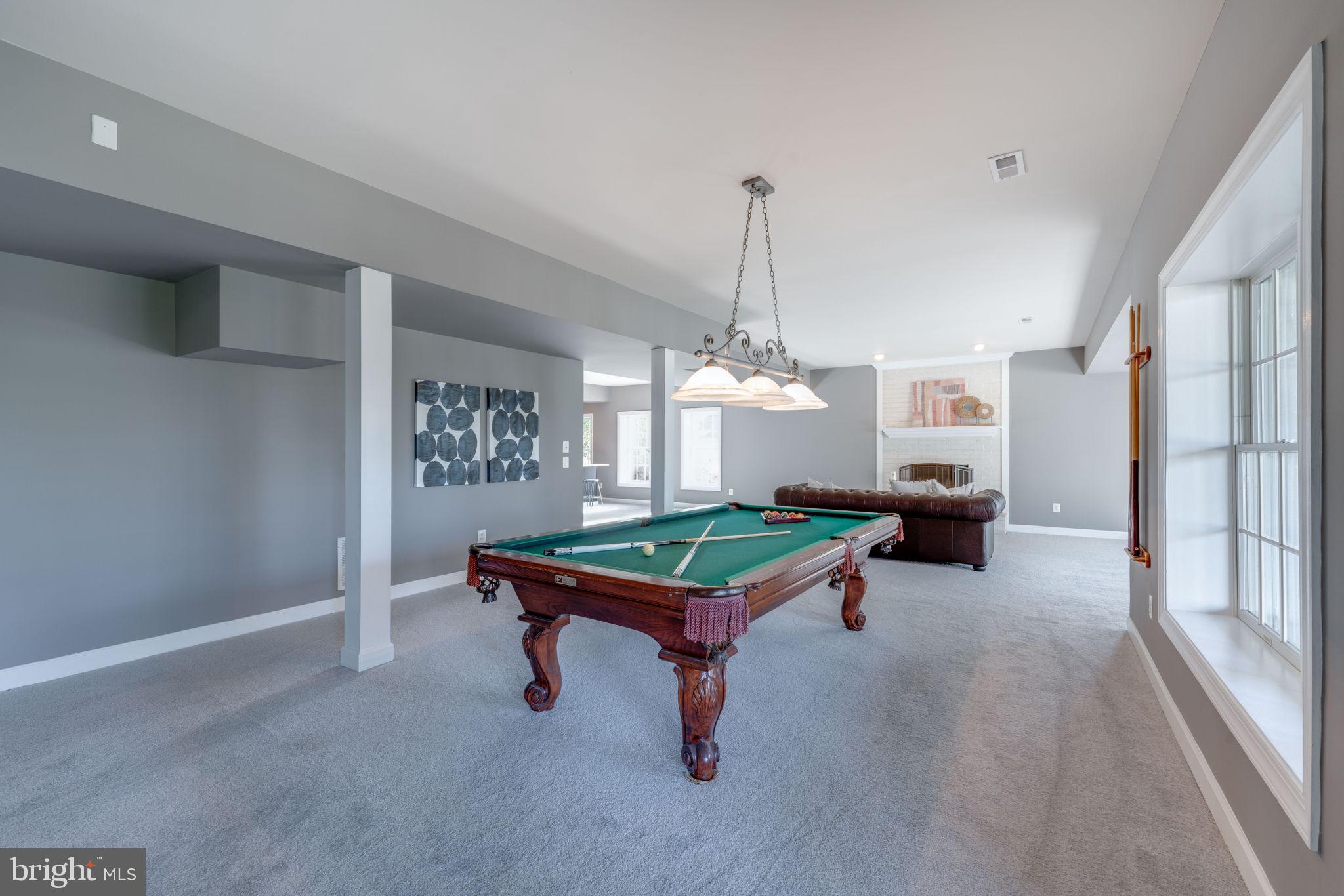 BARCLAY RIDGE - Residential