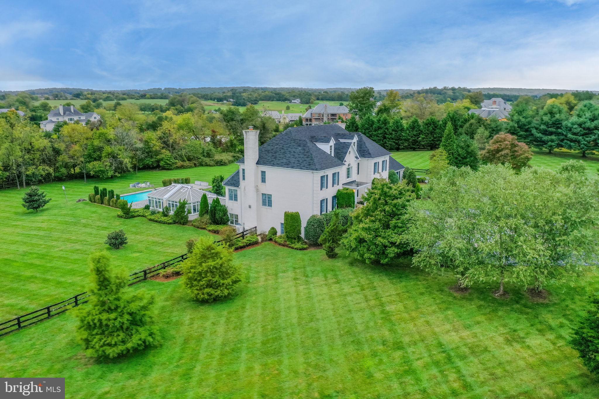 BARCLAY RIDGE - Residential