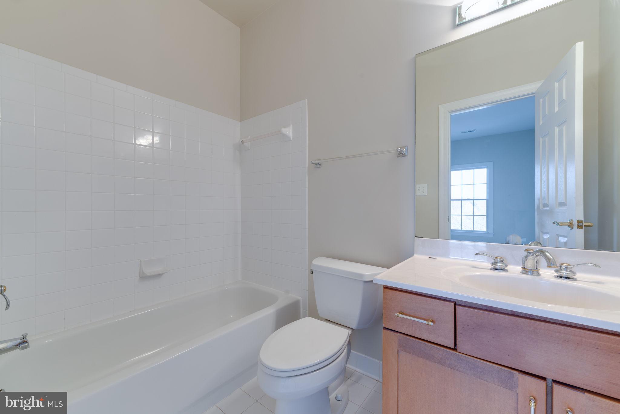 BARCLAY RIDGE - Residential