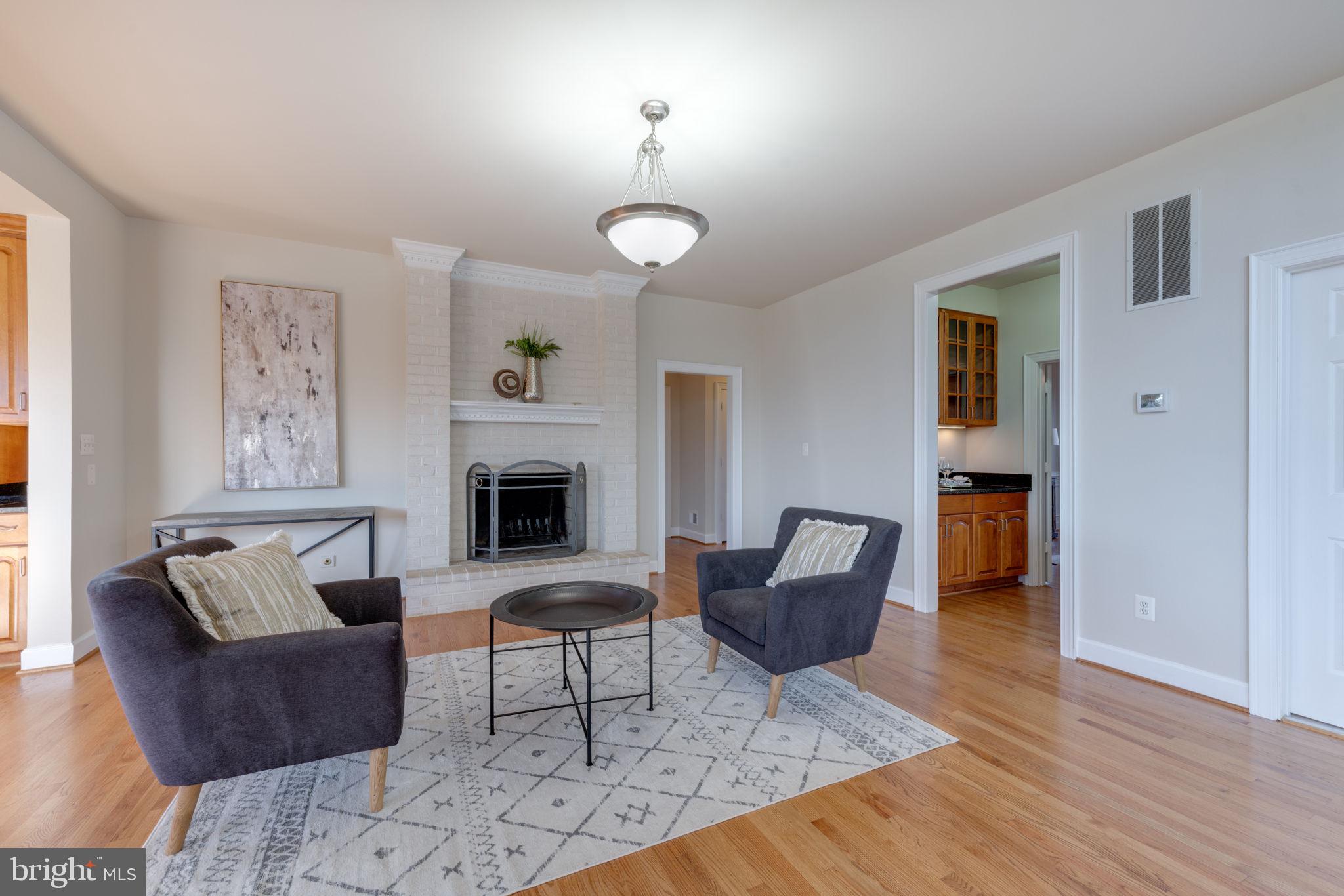 BARCLAY RIDGE - Residential