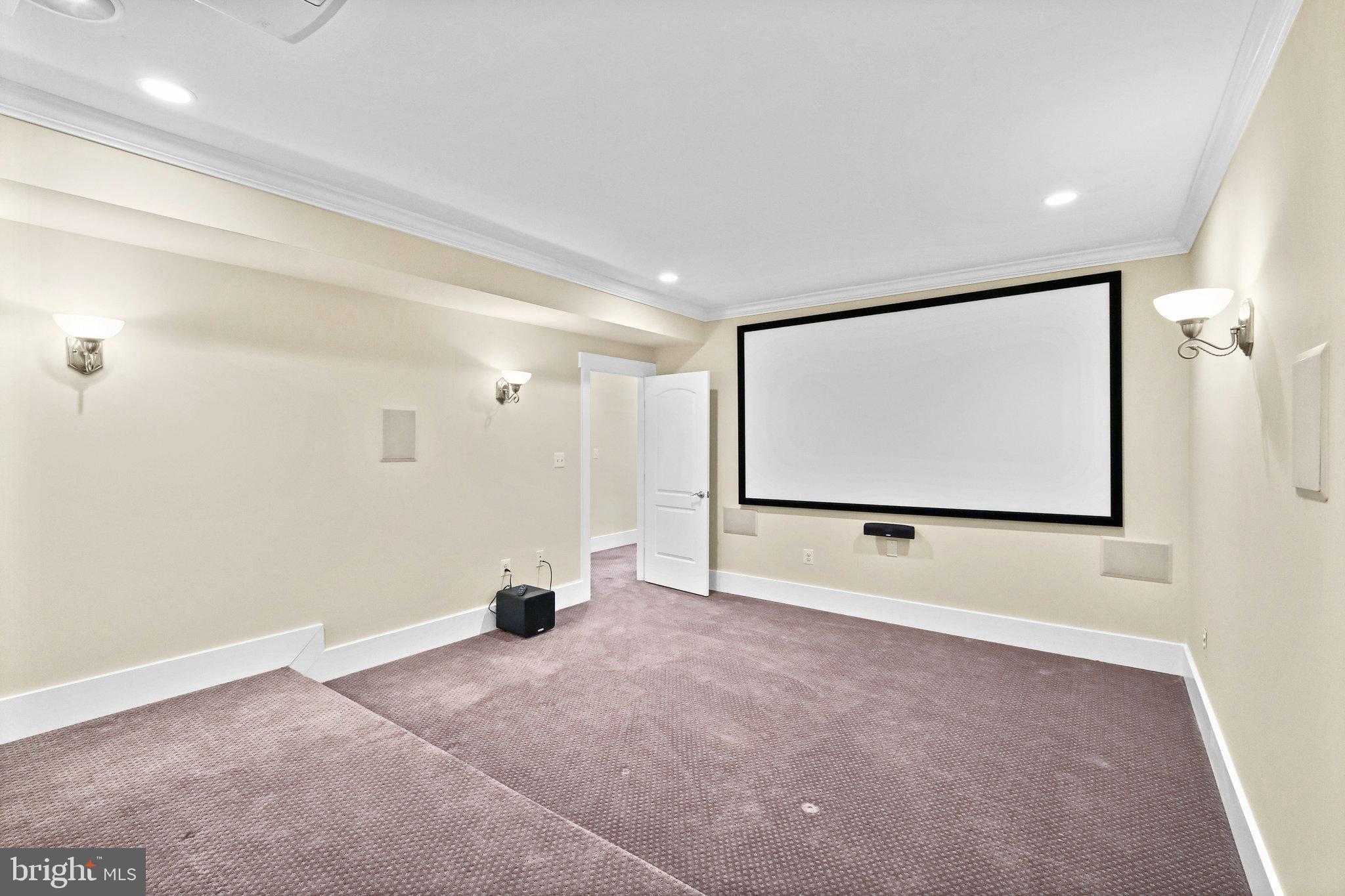 PIMMIT HILLS - Residential