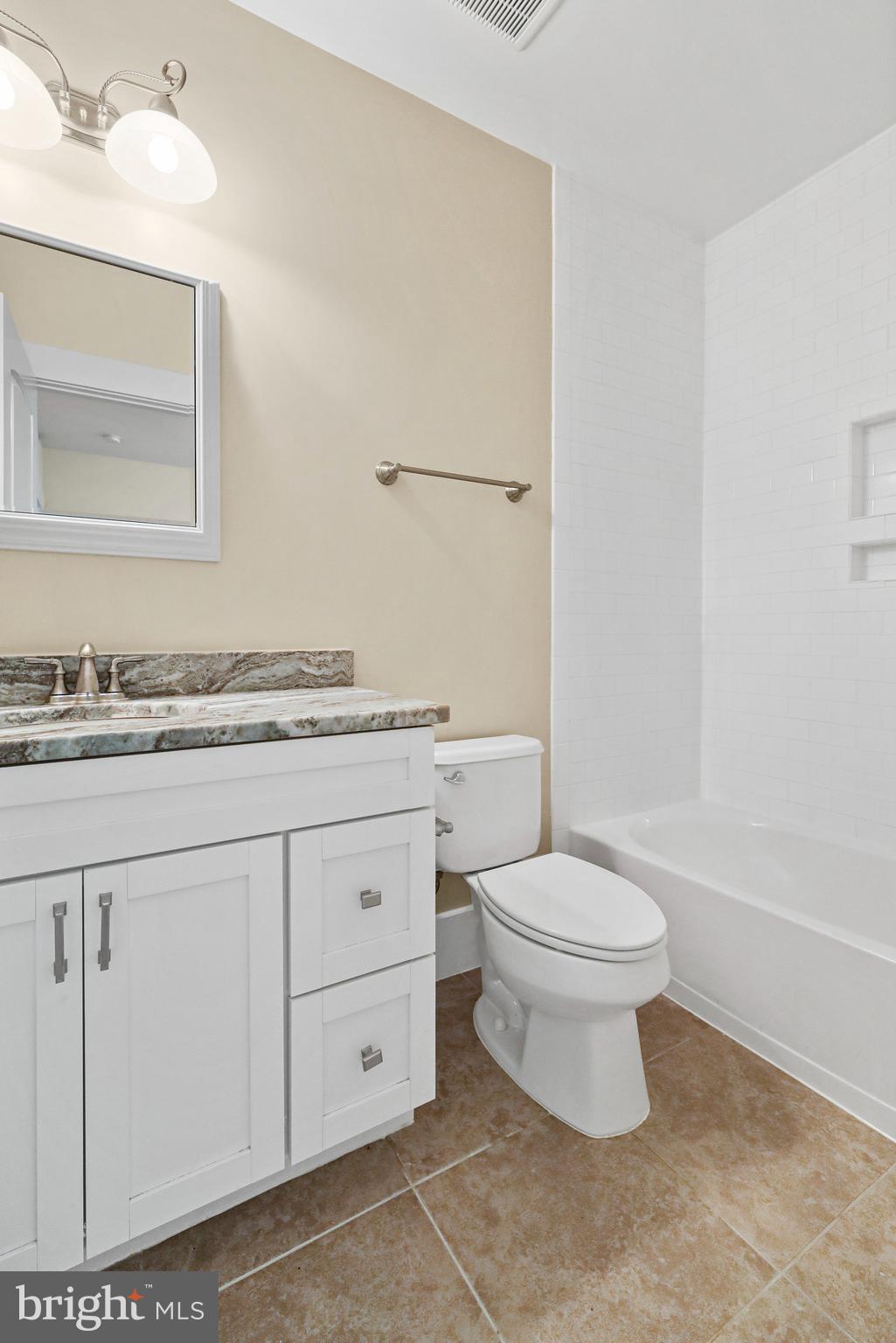 PIMMIT HILLS - Residential