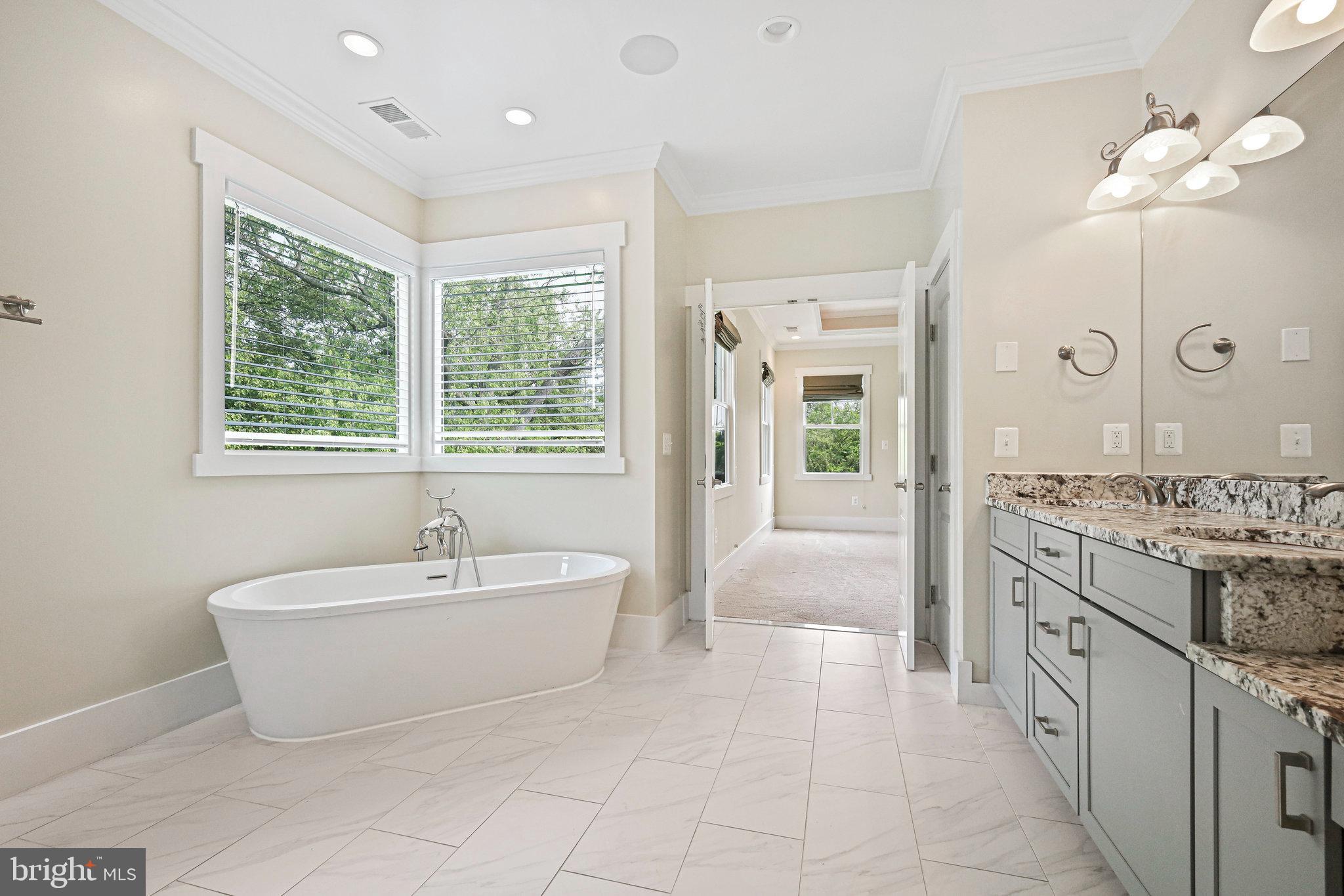 PIMMIT HILLS - Residential