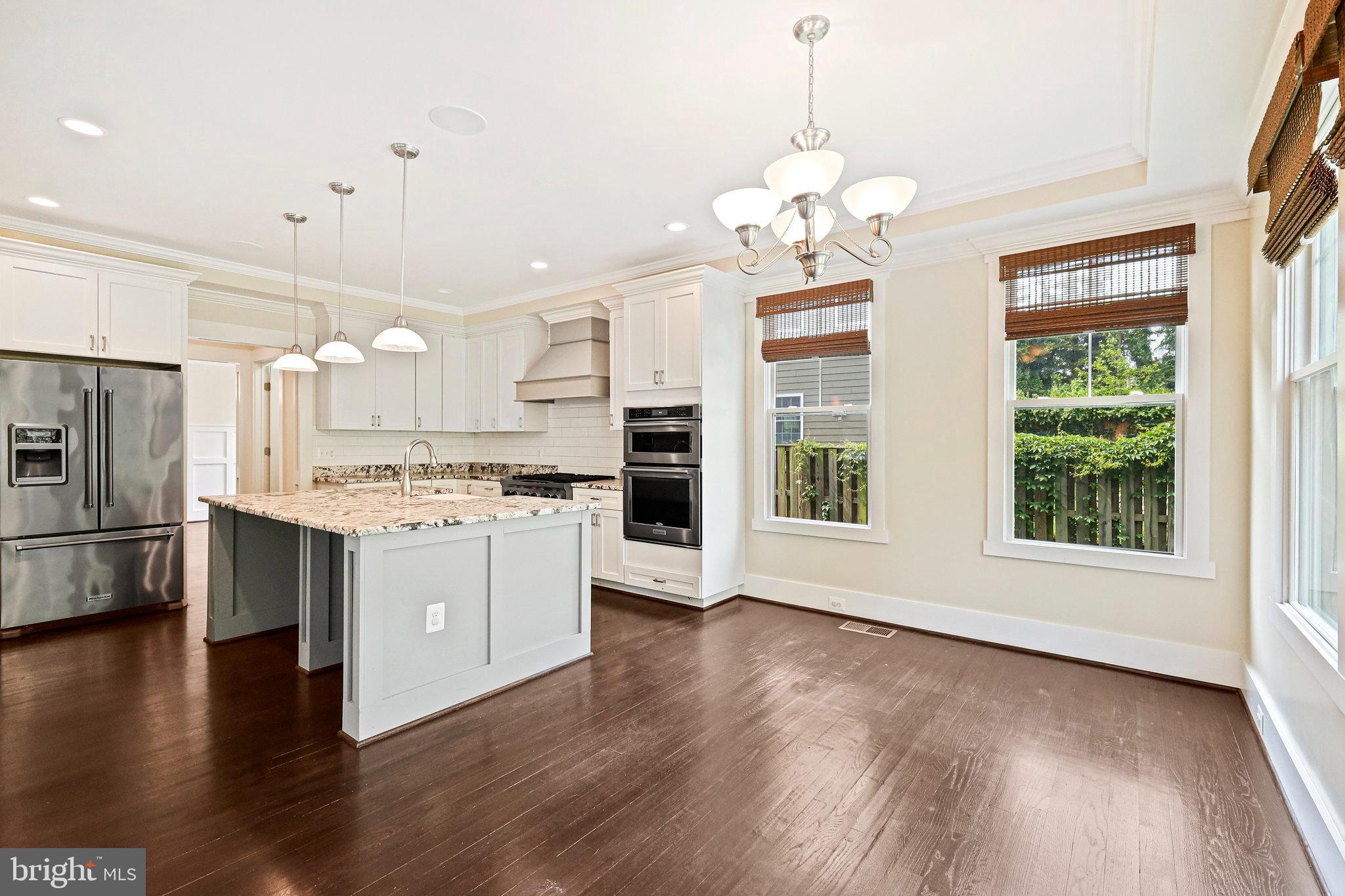 PIMMIT HILLS - Residential