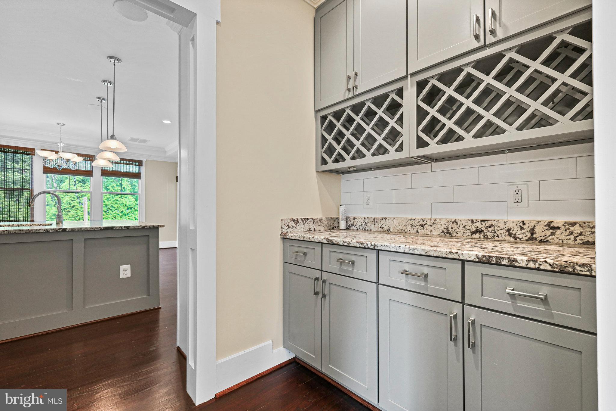 PIMMIT HILLS - Residential