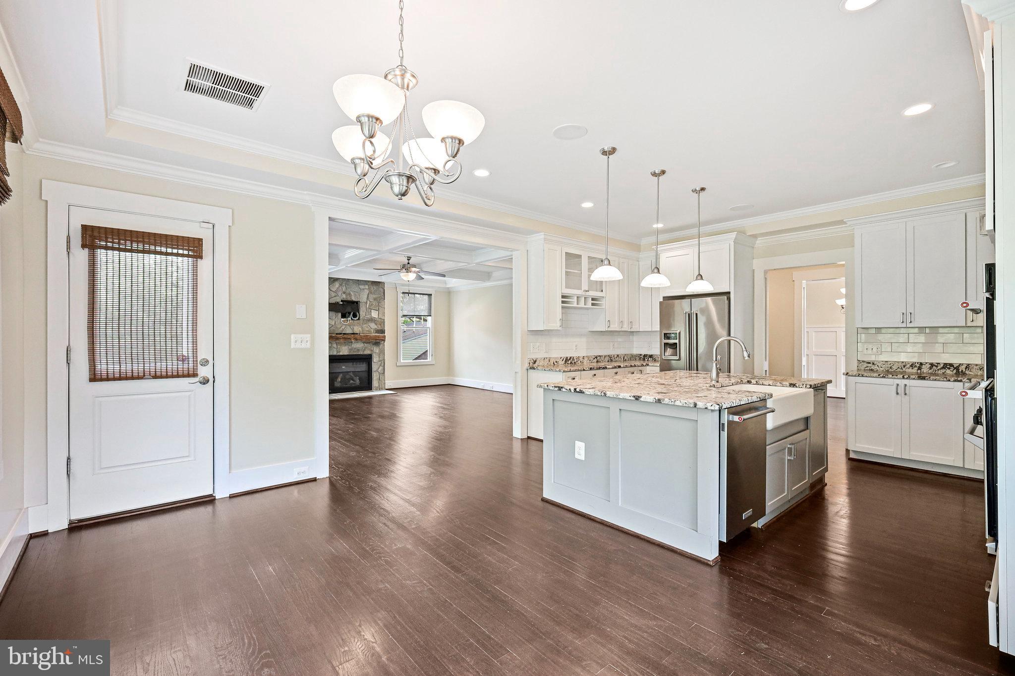 PIMMIT HILLS - Residential