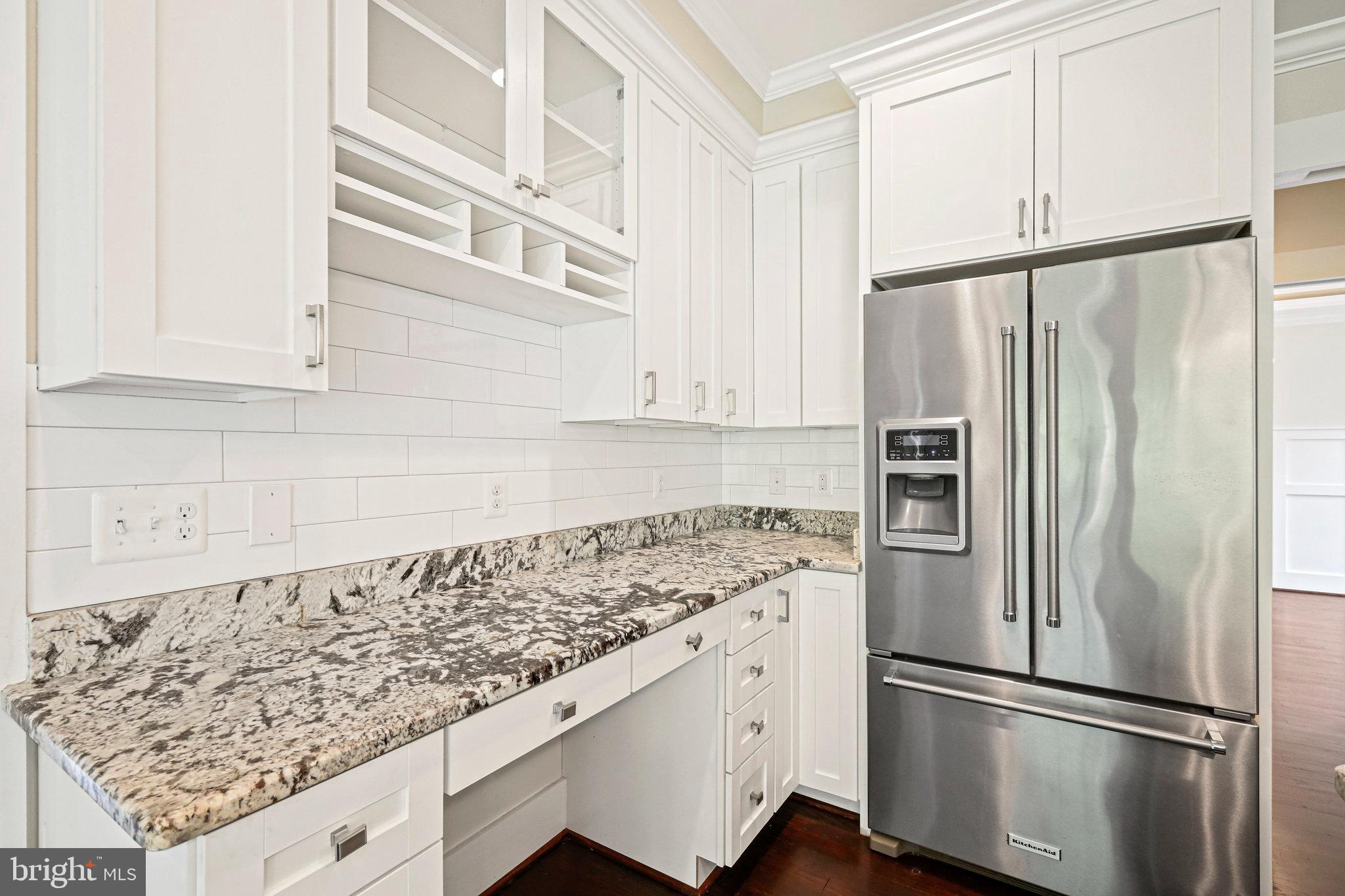 PIMMIT HILLS - Residential