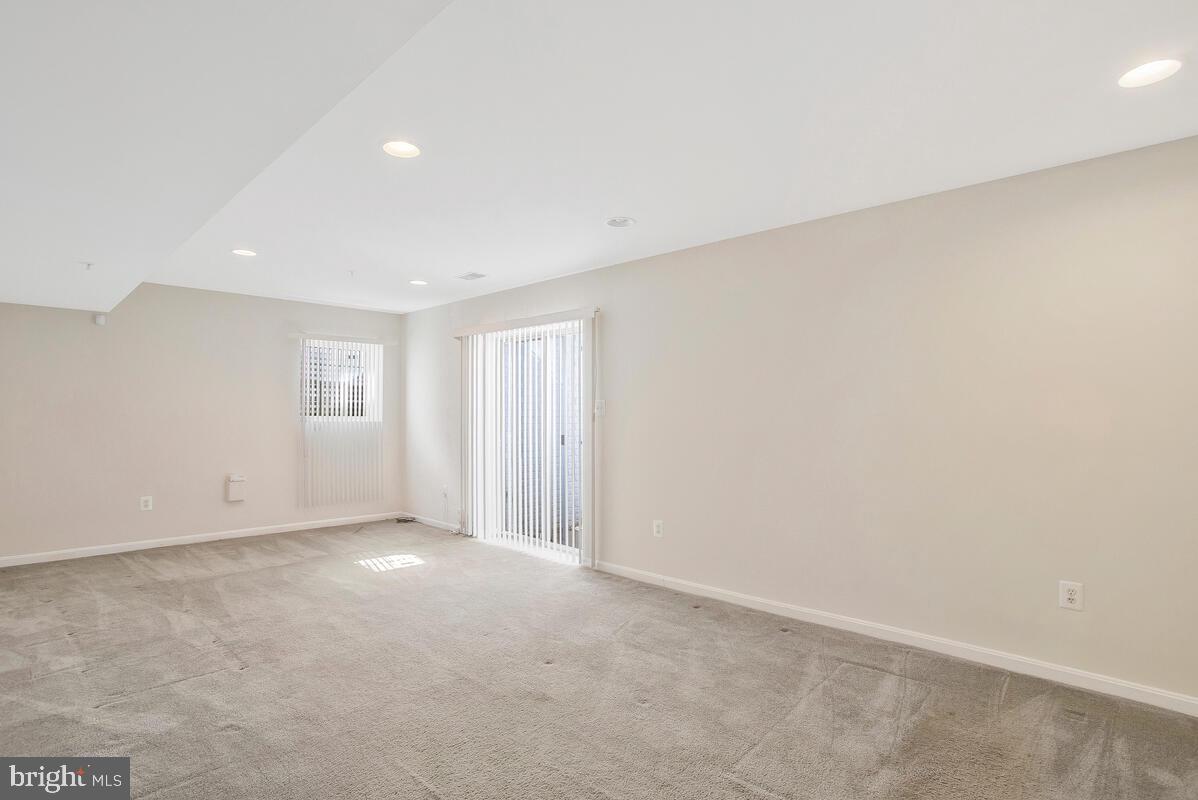 GLENN ESTATES - Residential