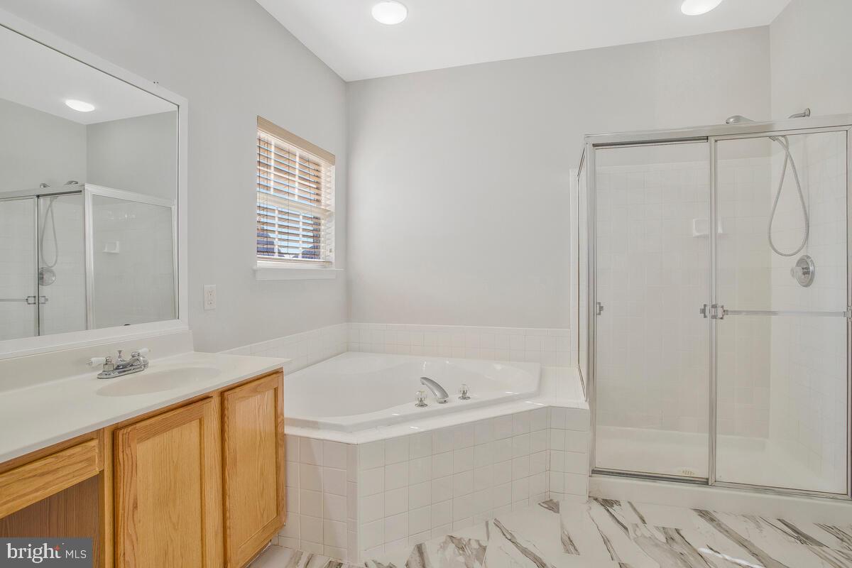 GLENN ESTATES - Residential