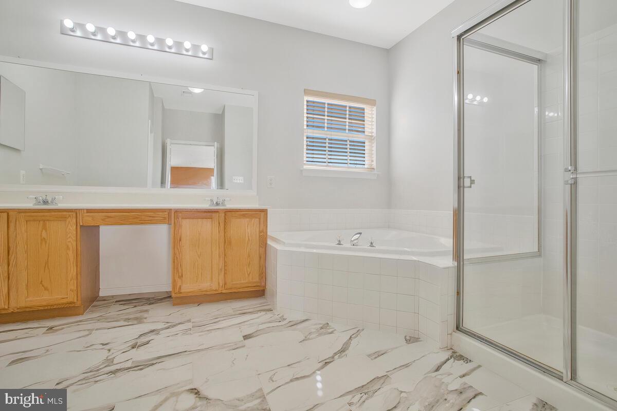 GLENN ESTATES - Residential