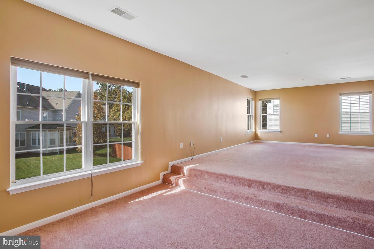 GLENN ESTATES - Residential