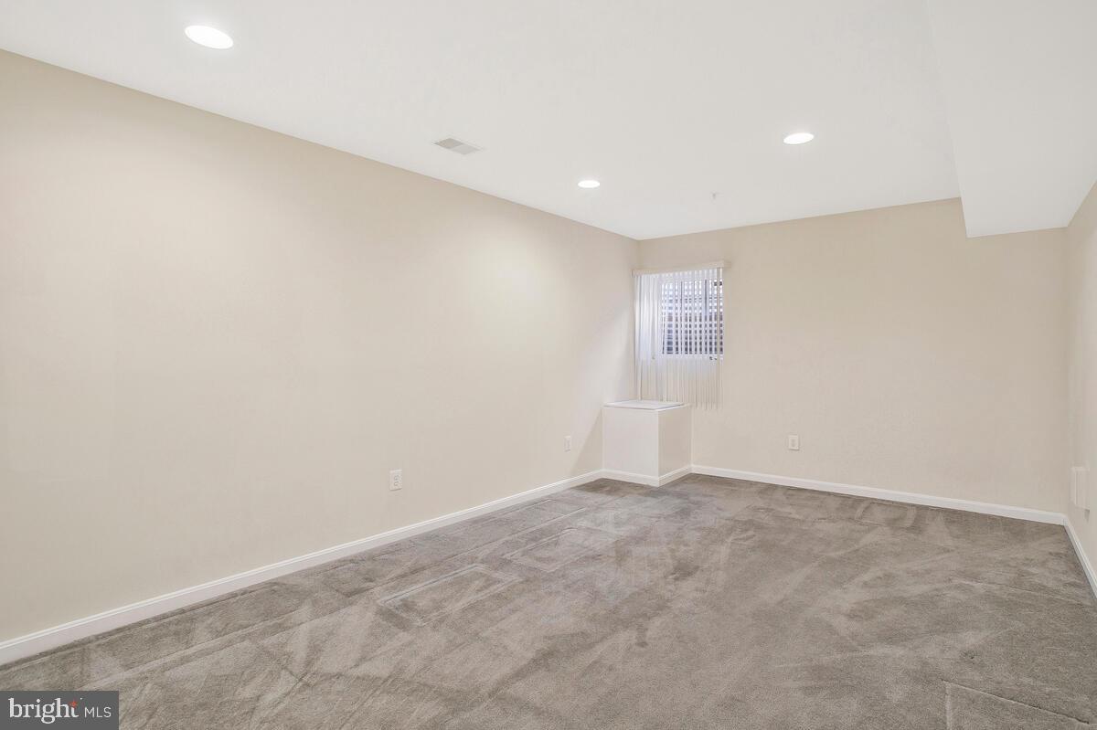 GLENN ESTATES - Residential