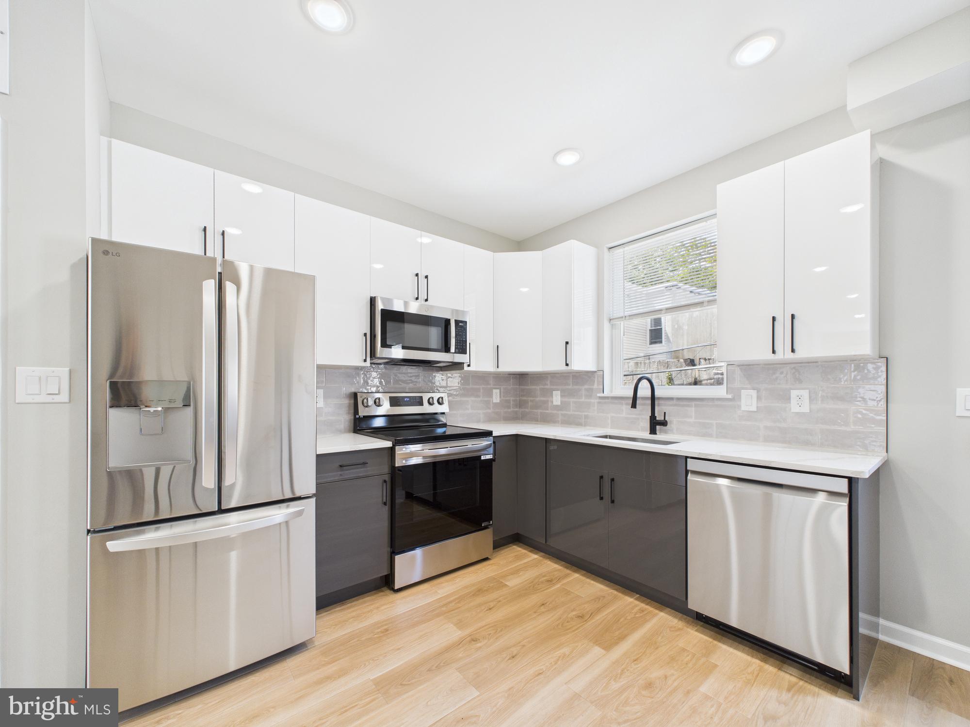 FORGOTTEN BOTTOM - Residential Lease