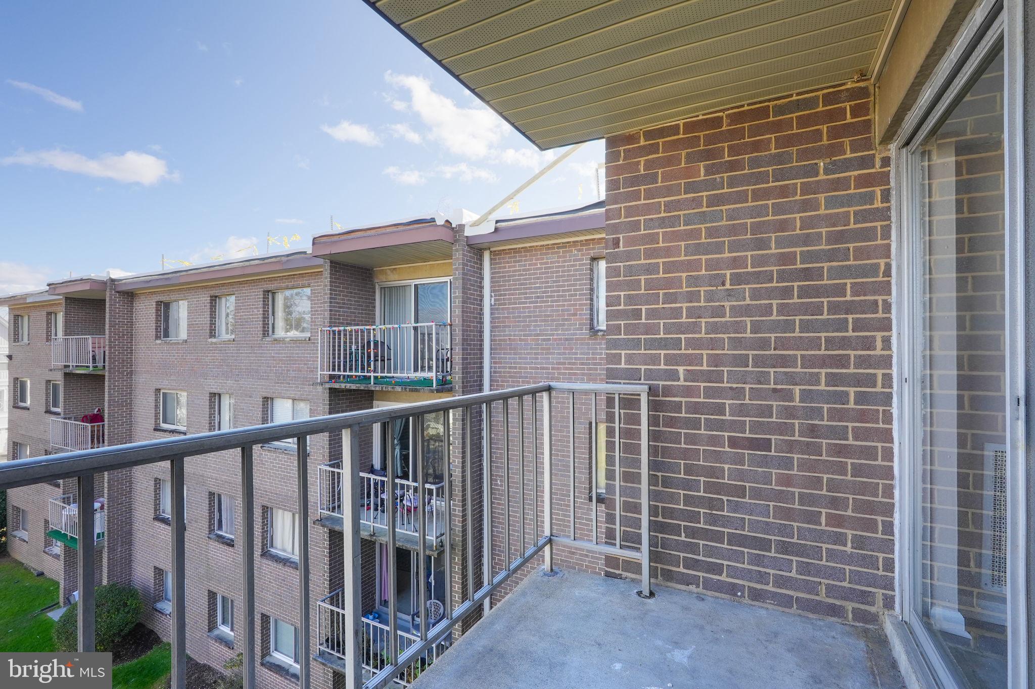 OCCOQUAN RIDGE CONDO - Residential Lease