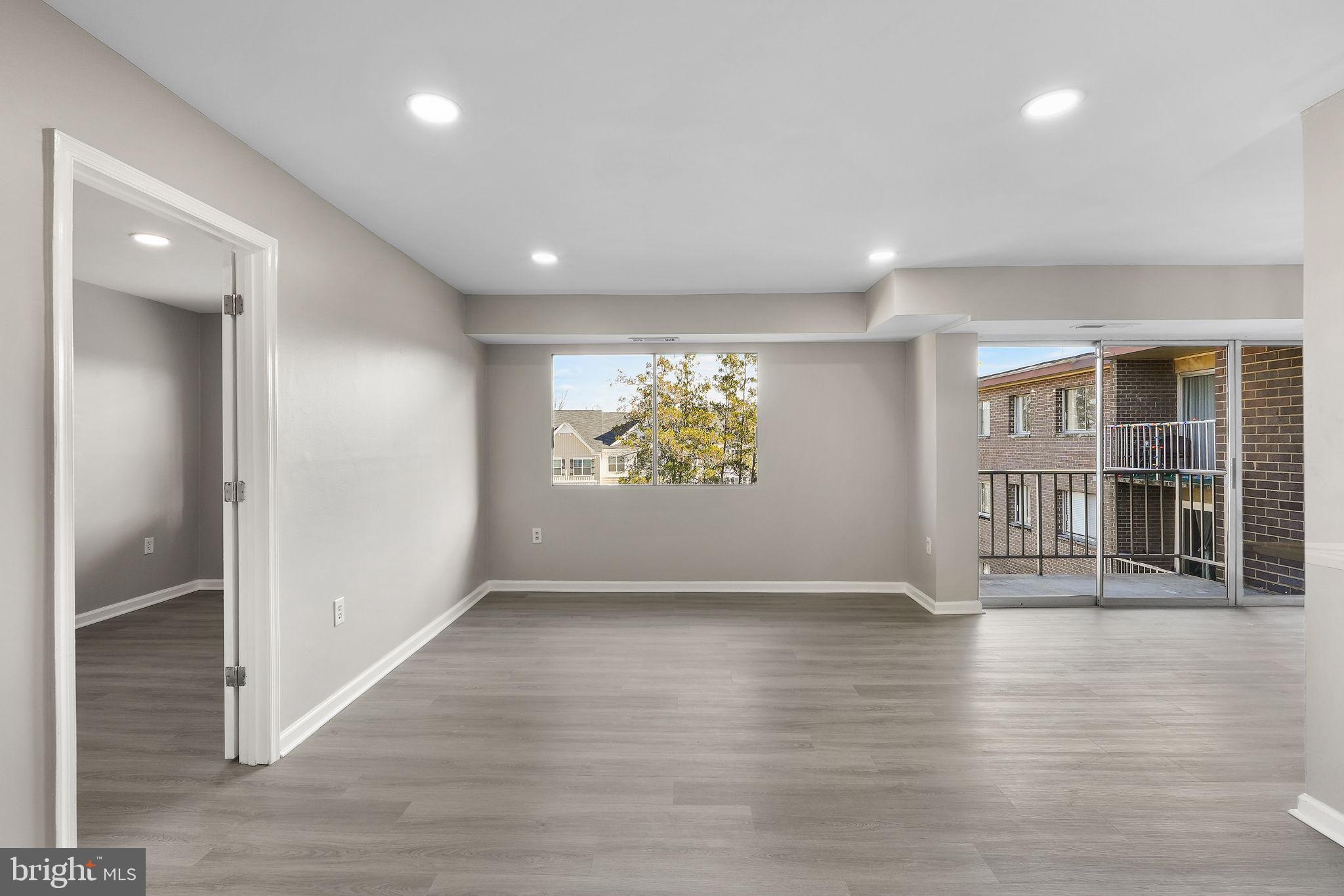 OCCOQUAN RIDGE CONDO - Residential Lease