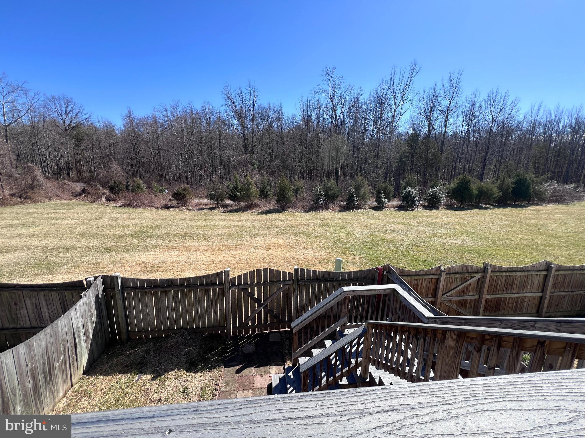 HERITAGE SQUARE - Residential Lease