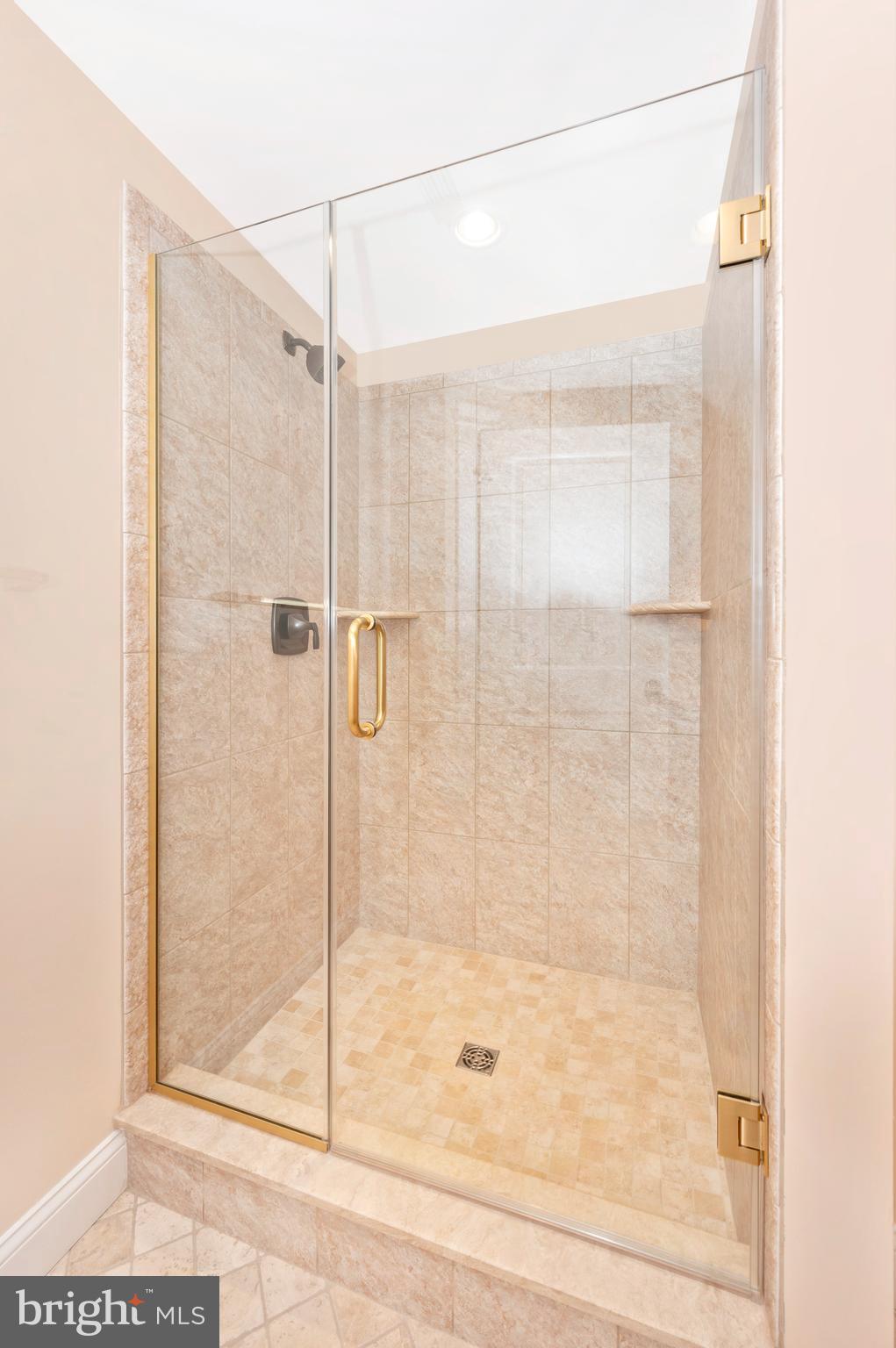 ULMSTEAD COVE - Residential