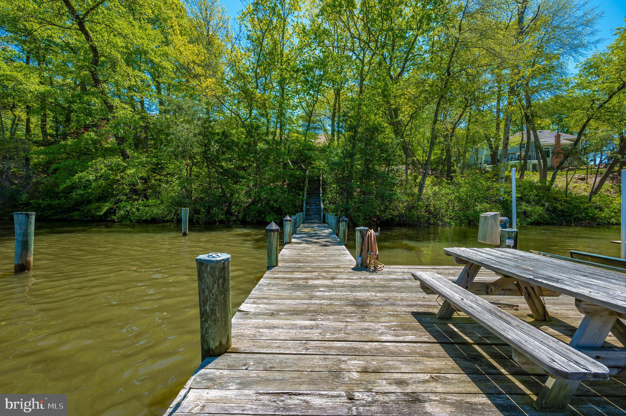 ULMSTEAD COVE - Residential