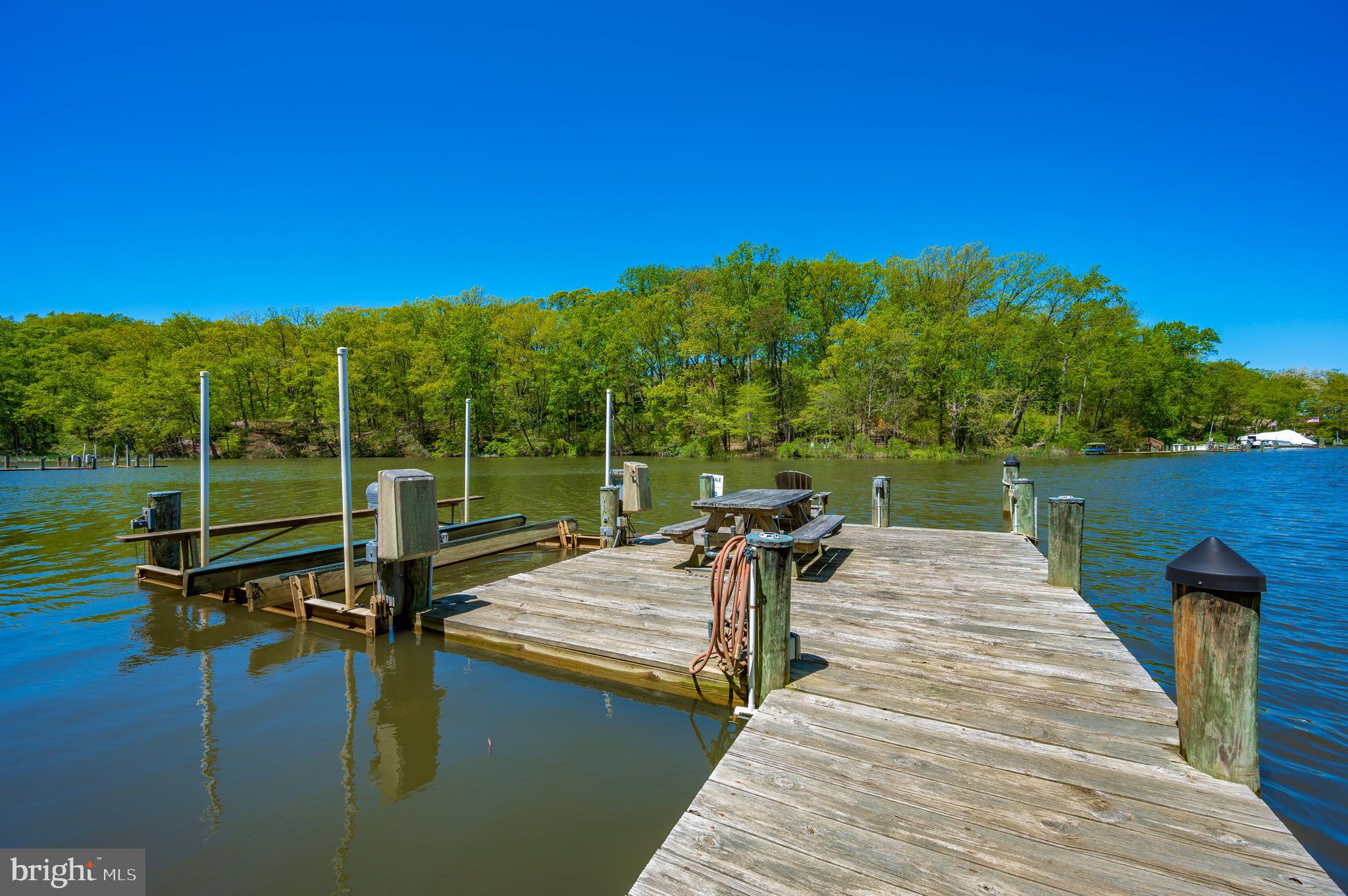 ULMSTEAD COVE - Residential