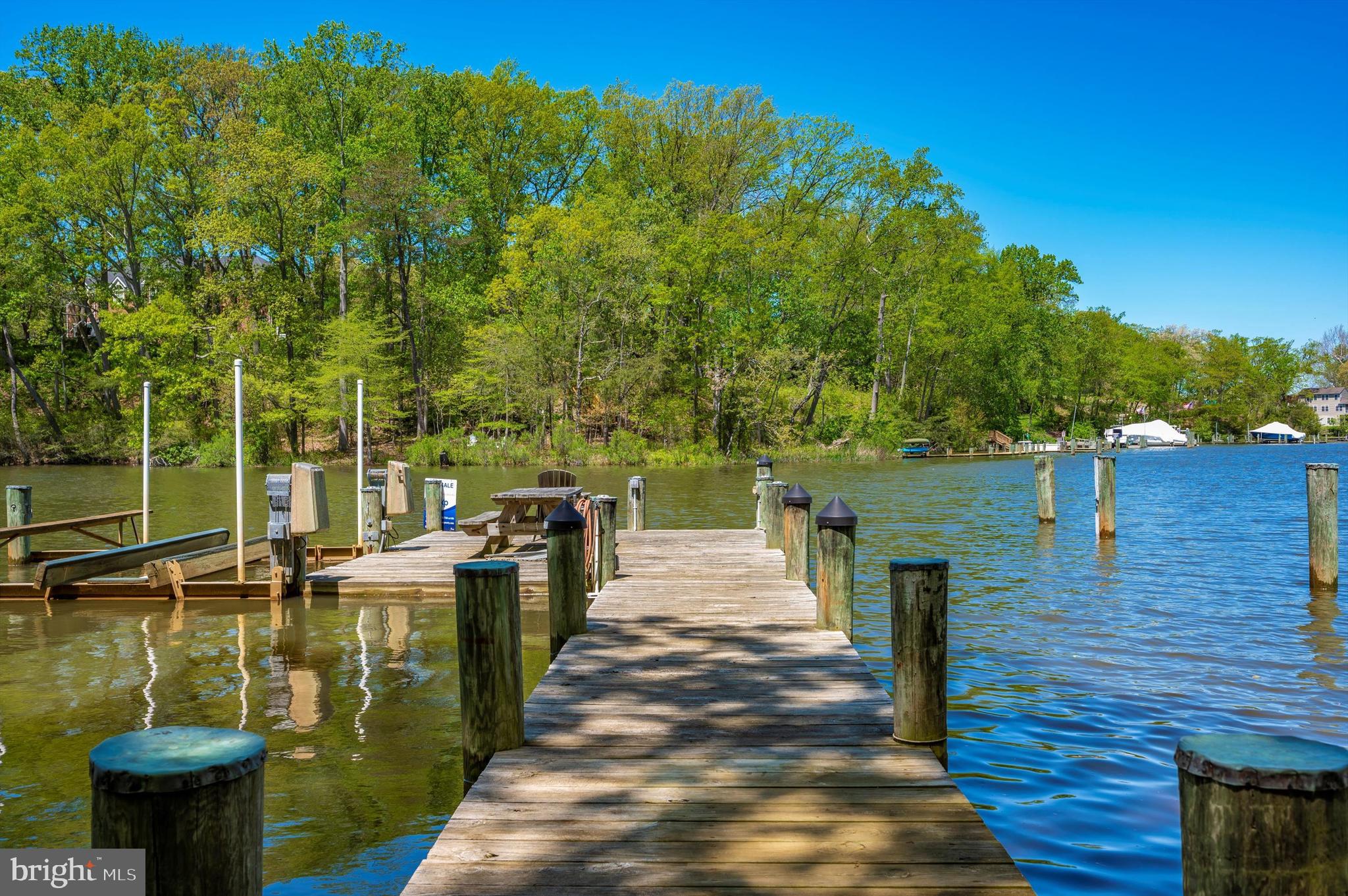 ULMSTEAD COVE - Residential