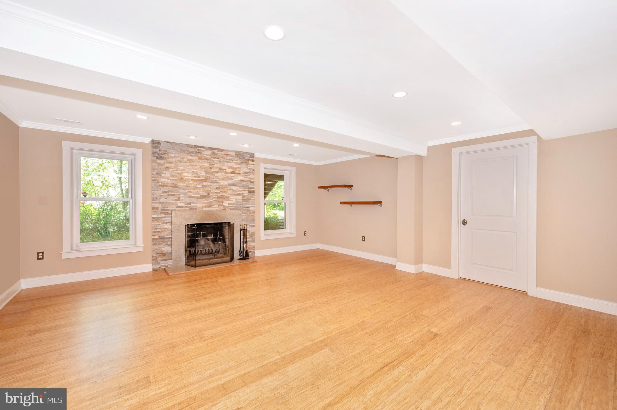 ULMSTEAD COVE - Residential