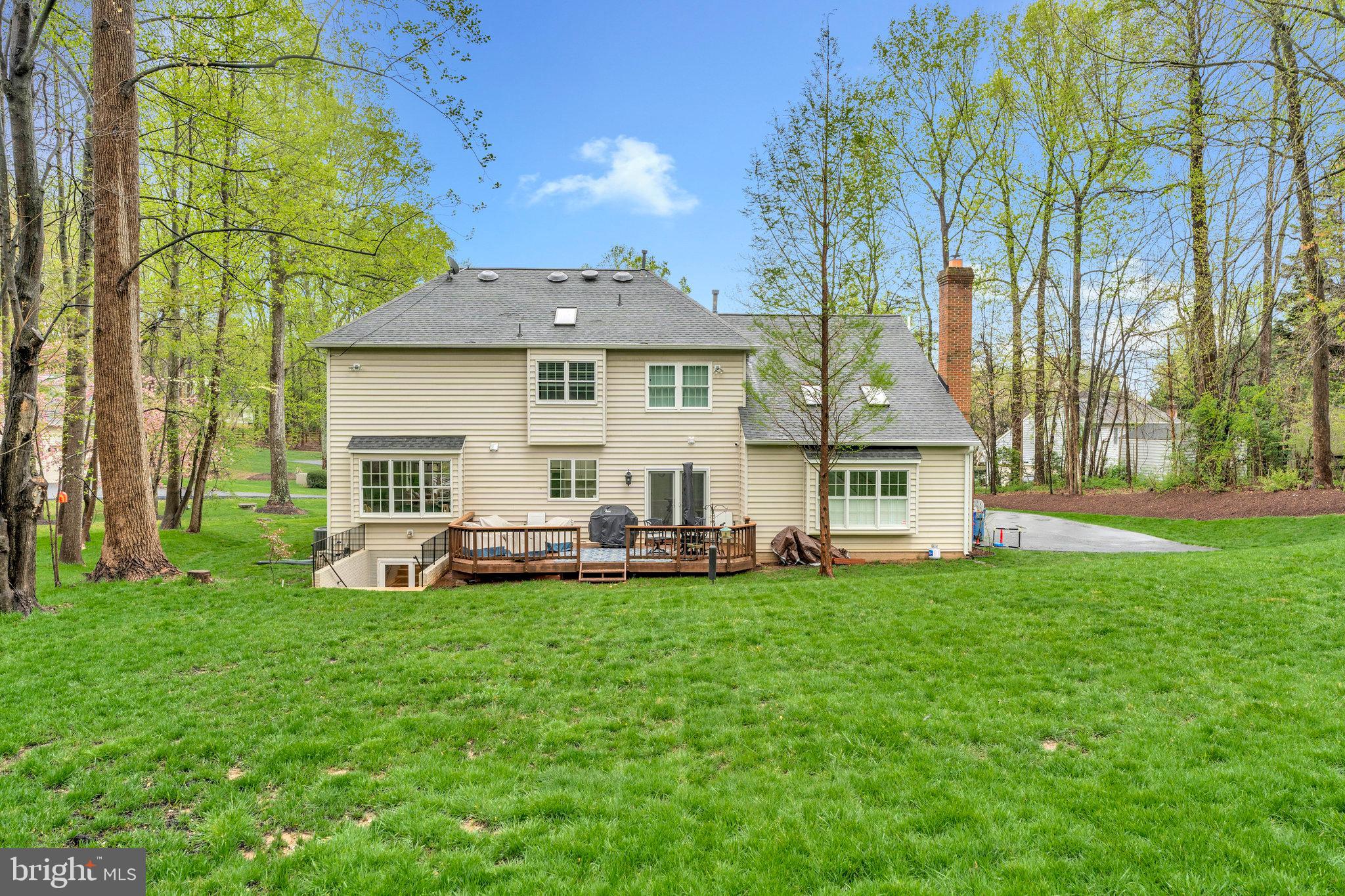 HUNT AT FAIRFAX STATION - Residential