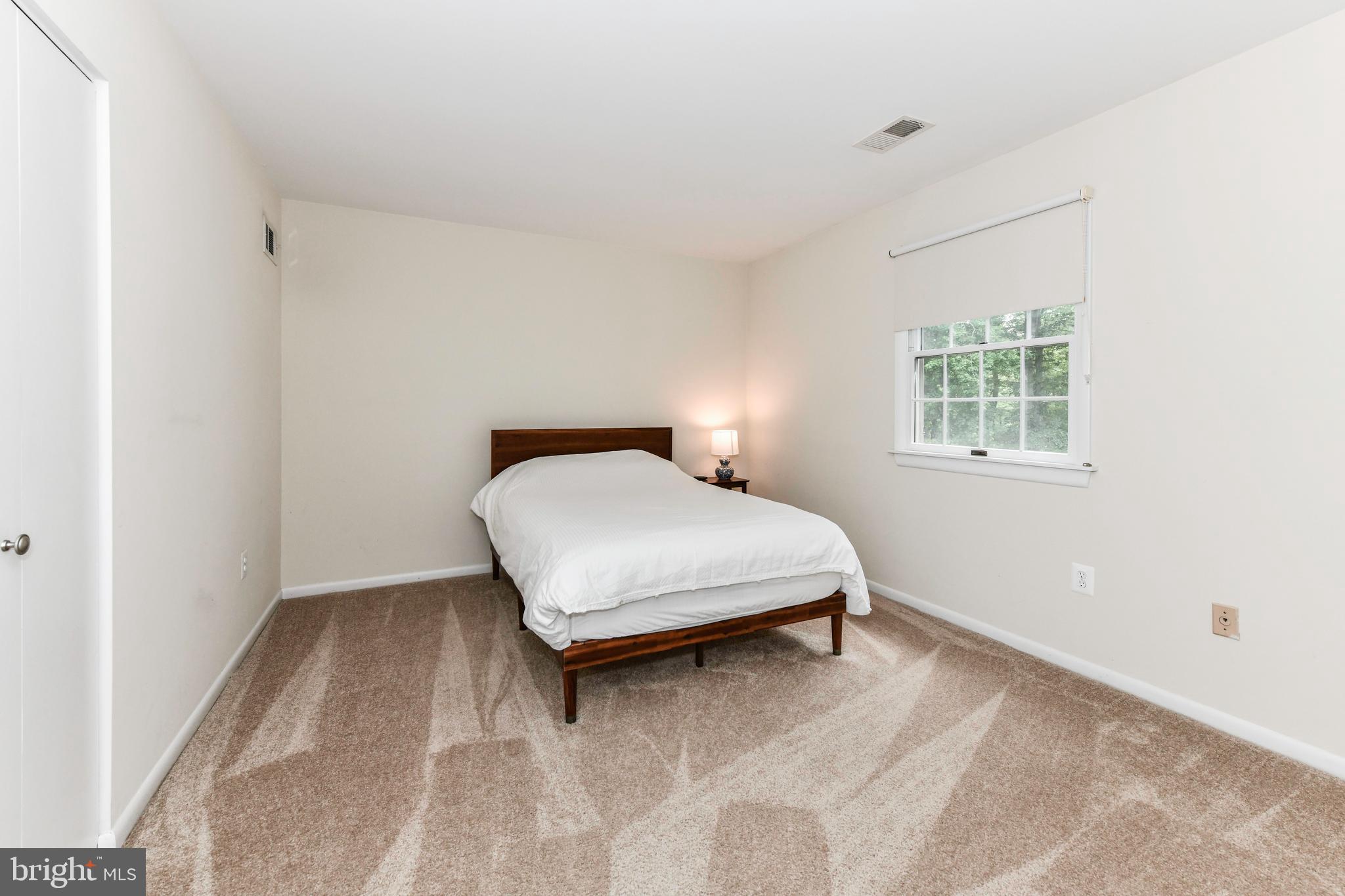 LAURELWOOD - Residential Lease