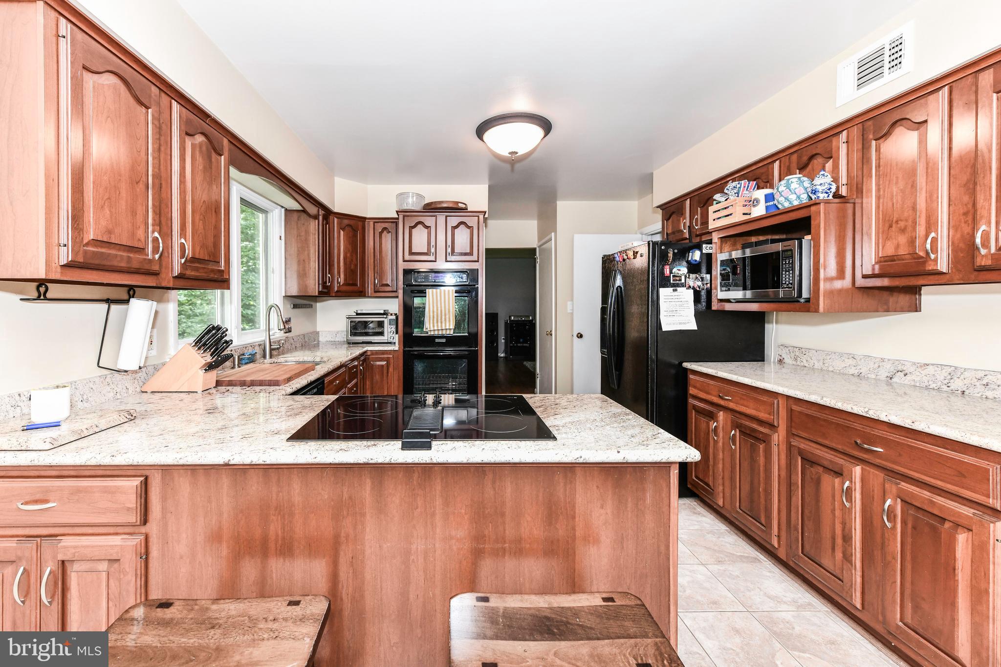 LAURELWOOD - Residential Lease