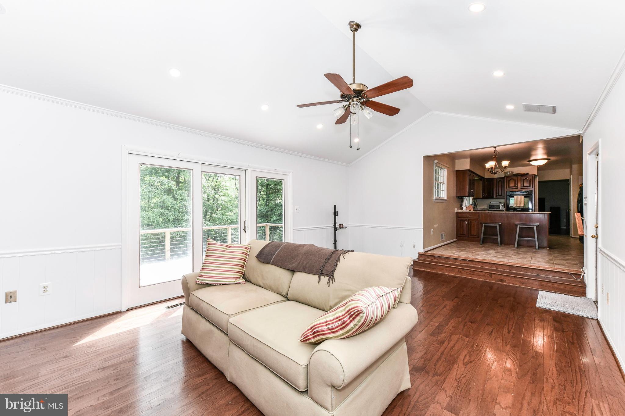 LAURELWOOD - Residential Lease