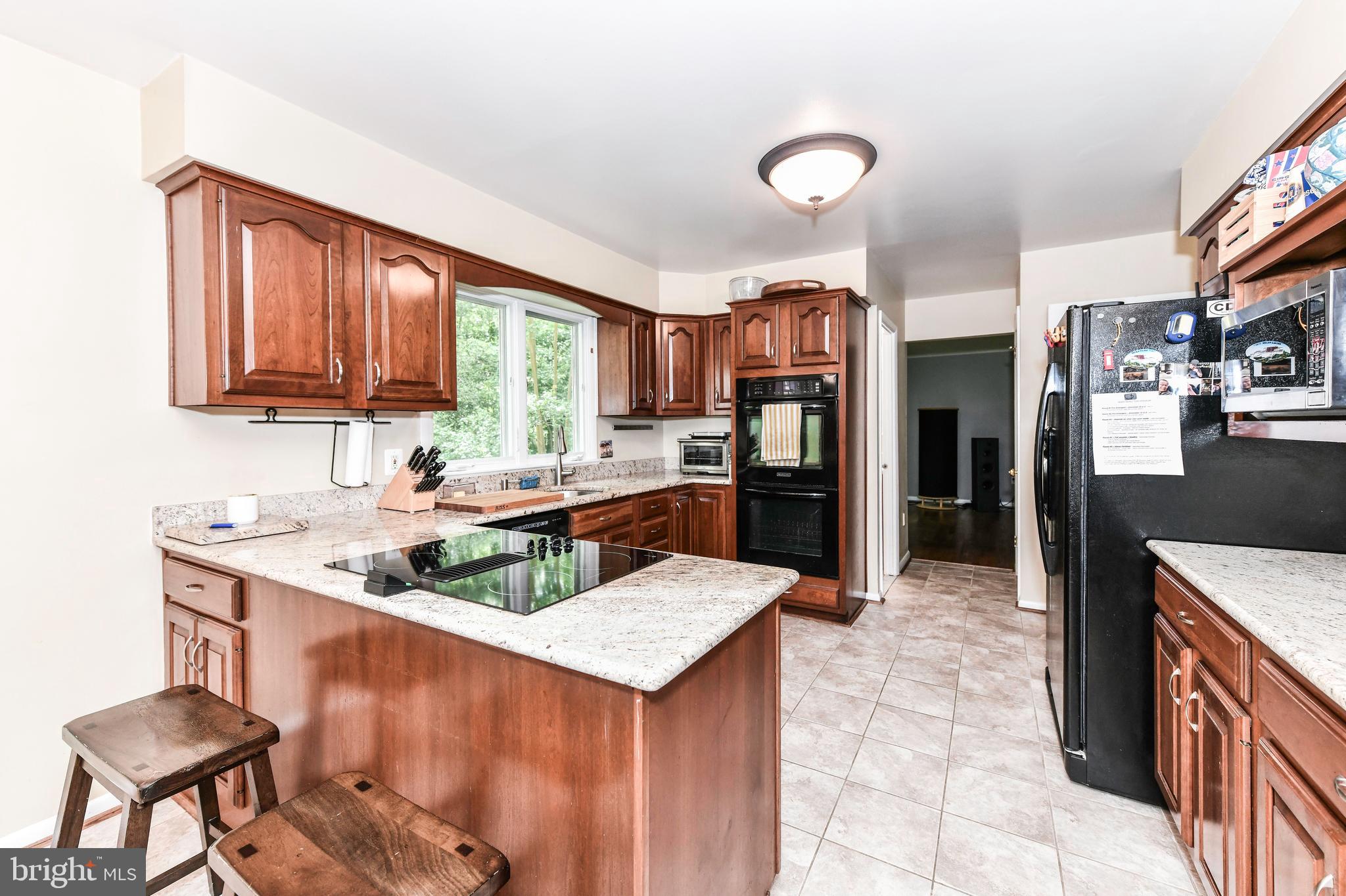 LAURELWOOD - Residential Lease