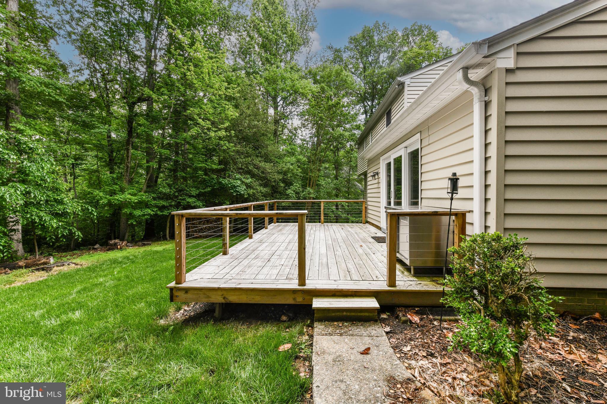 LAURELWOOD - Residential Lease