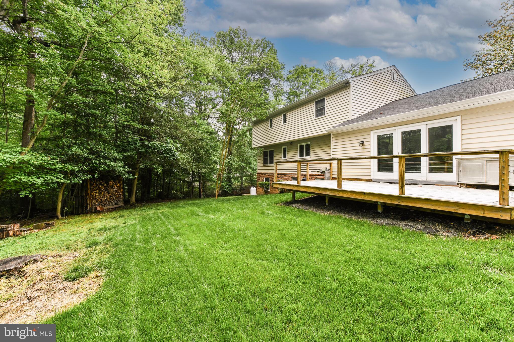 LAURELWOOD - Residential Lease