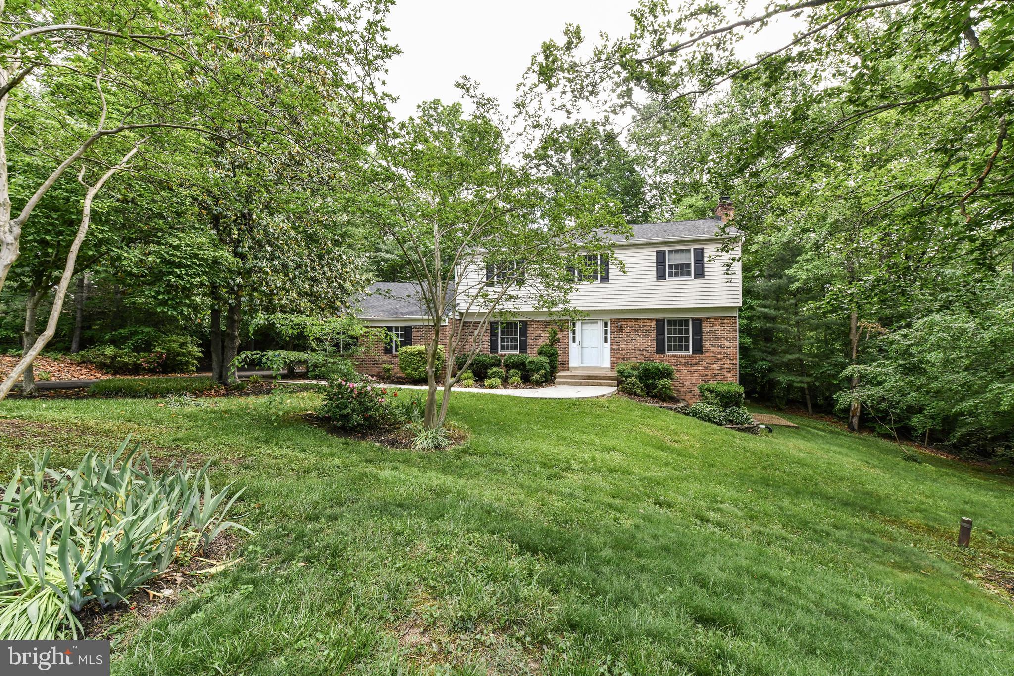 LAURELWOOD - Residential Lease