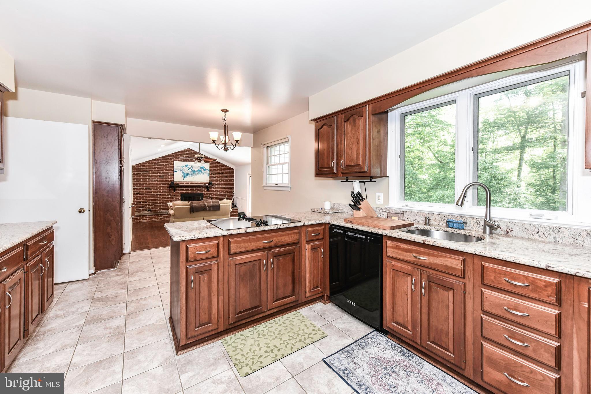 LAURELWOOD - Residential Lease